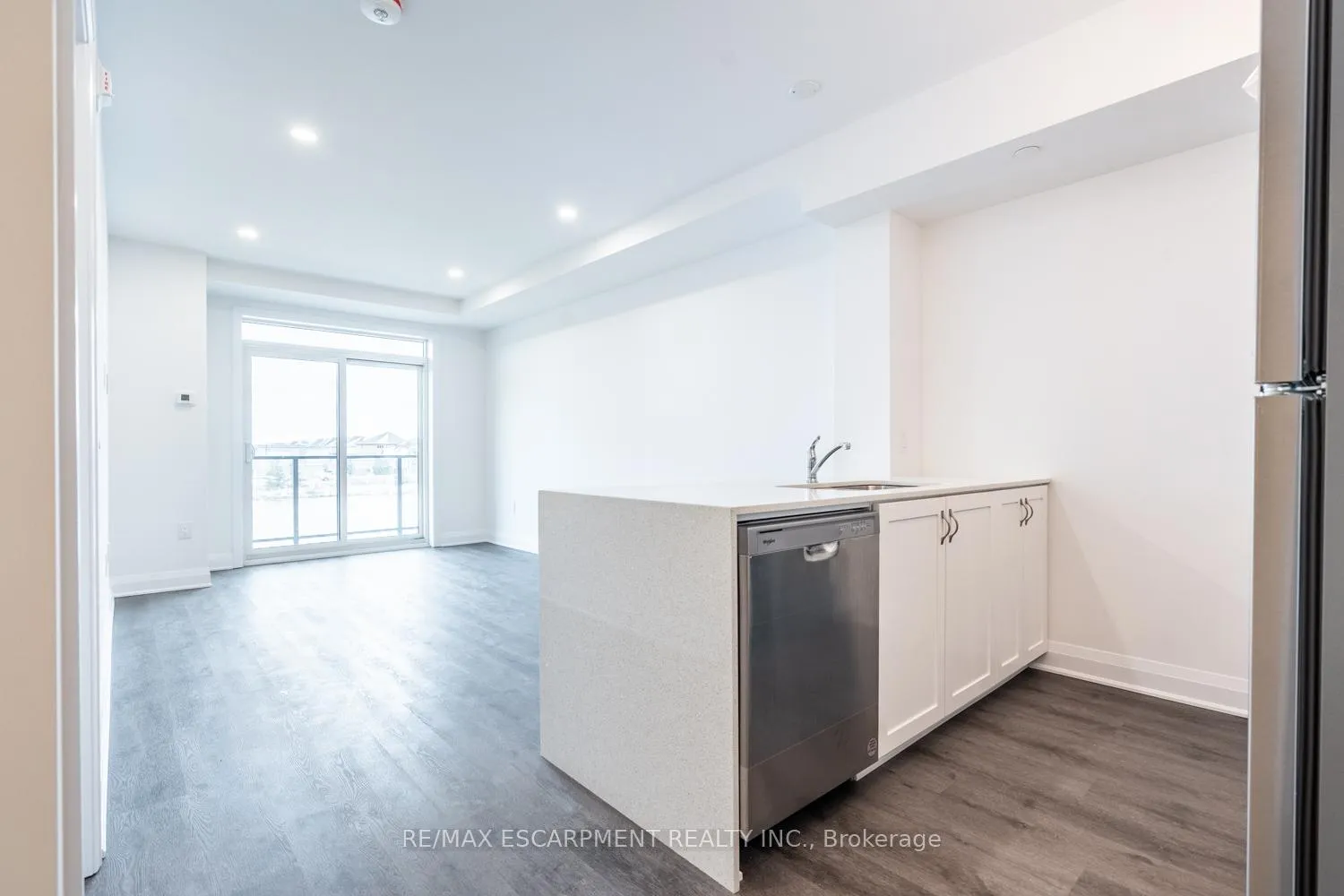 Photo 14 of Unit 213, 1936 Rymal Road E, Hamilton, Rural Glanbrook — HOMEH