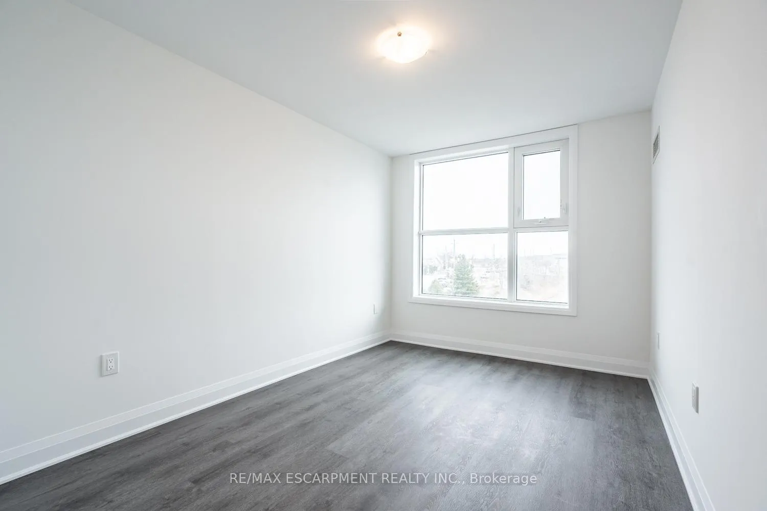 Photo 23 of Unit 213, 1936 Rymal Road E, Hamilton, Rural Glanbrook — HOMEH