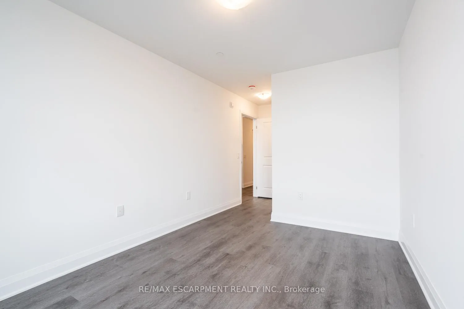 Photo 24 of Unit 213, 1936 Rymal Road E, Hamilton, Rural Glanbrook — HOMEH