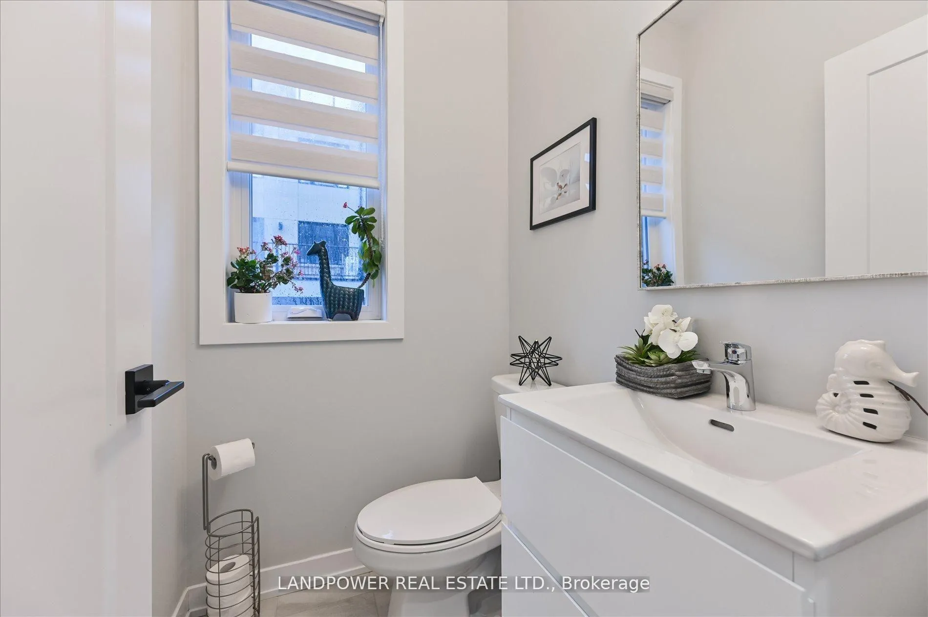Photo 17 of 32 Harvey Bunker Crescent, Markham, Angus Glen — HOMEH