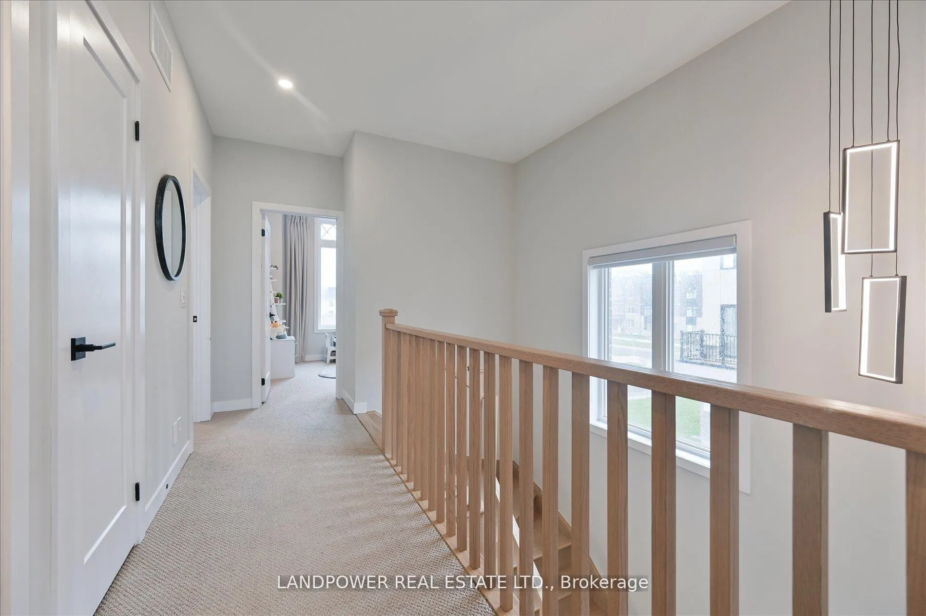 Photo 20 of 32 Harvey Bunker Crescent, Markham, Angus Glen — HOMEH