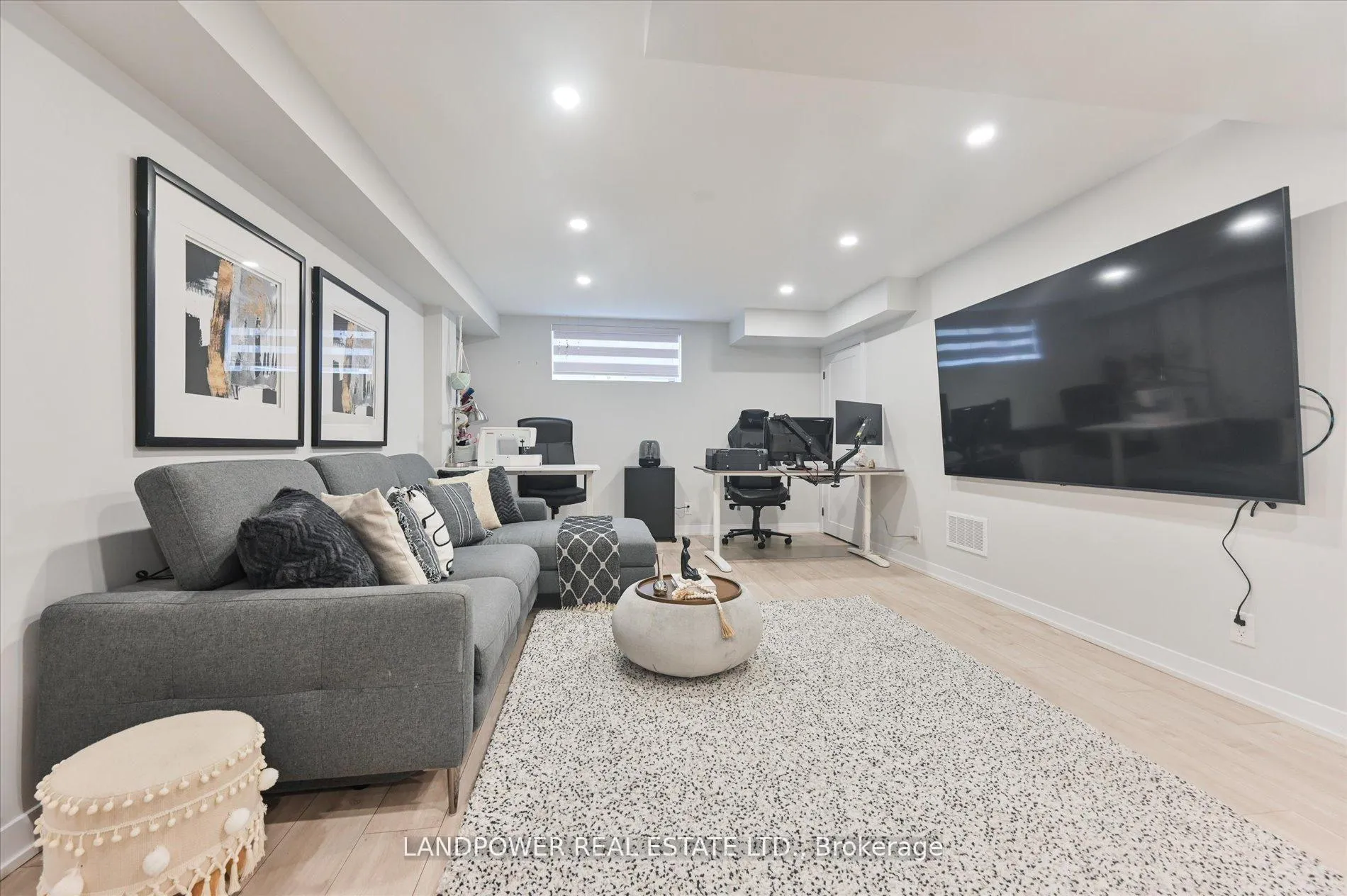 Photo 28 of 32 Harvey Bunker Crescent, Markham, Angus Glen — HOMEH