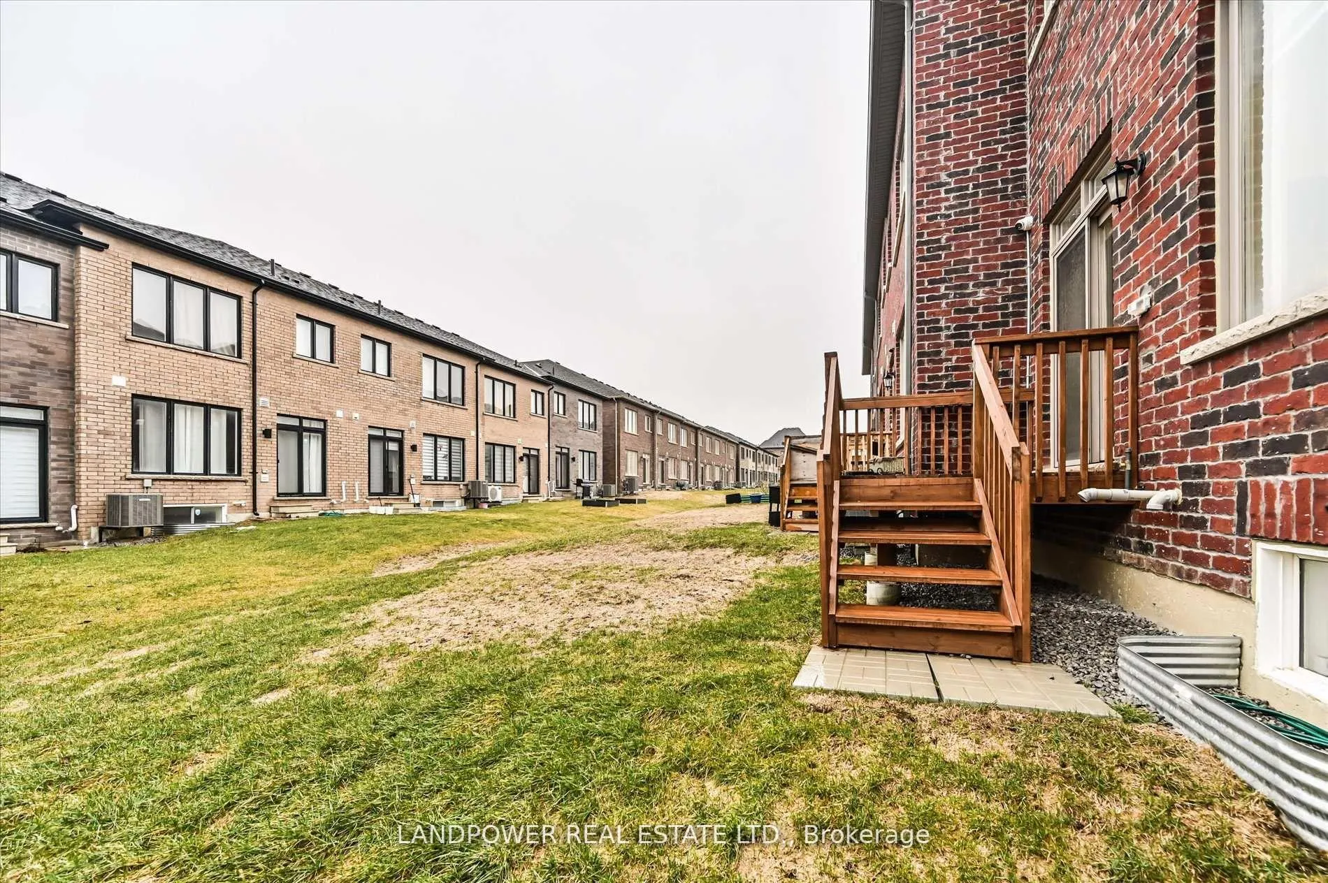 Photo 32 of 32 Harvey Bunker Crescent, Markham, Angus Glen — HOMEH