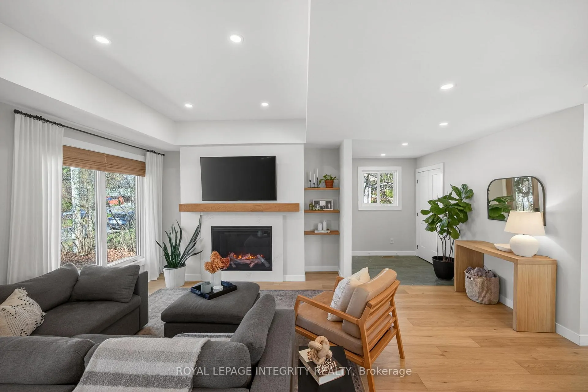 Photo 10 of 1145 Greyrock Crescent, Ottawa, Copeland Park — HOMEH