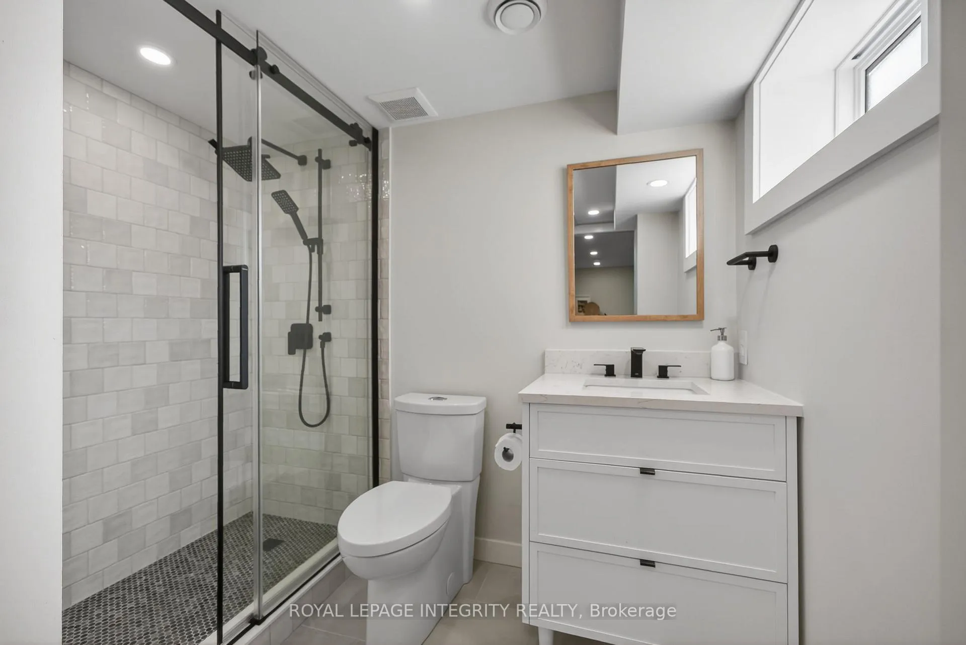 Photo 39 of 1145 Greyrock Crescent, Ottawa, Copeland Park — HOMEH