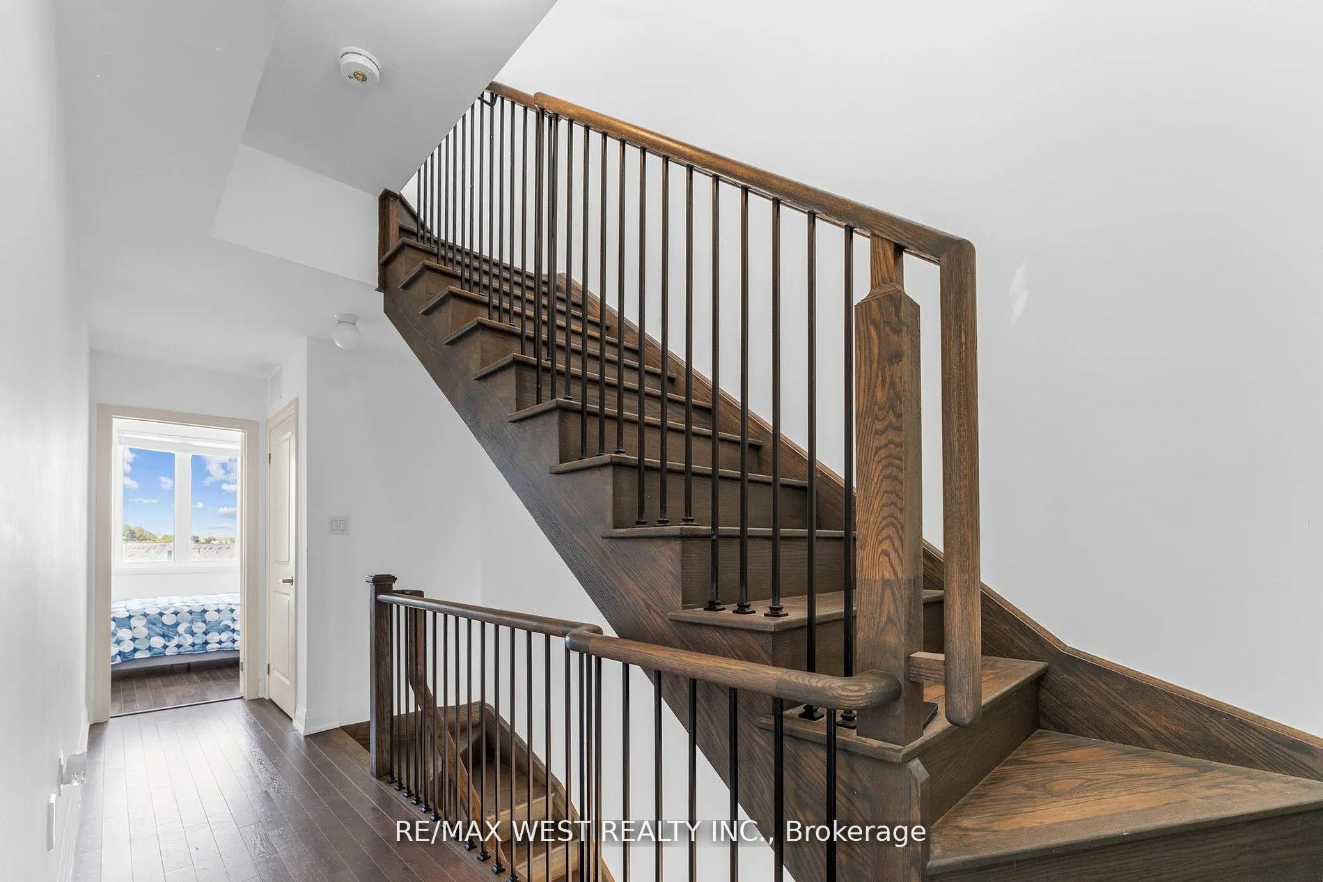 Photo 13 of 787 Port Darlington Road, Clarington, Bowmanville — HOMEH