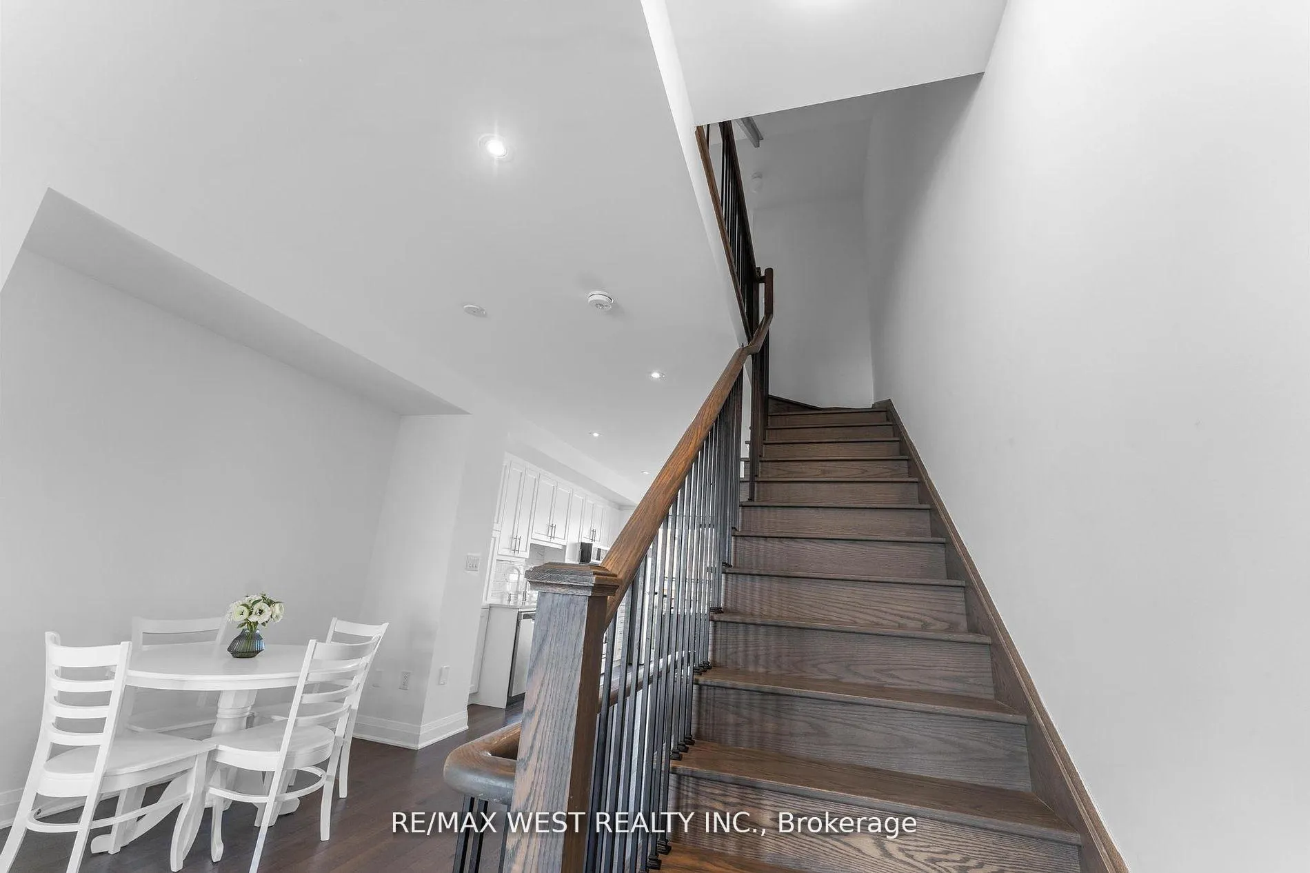 Photo 22 of 787 Port Darlington Road, Clarington, Bowmanville — HOMEH