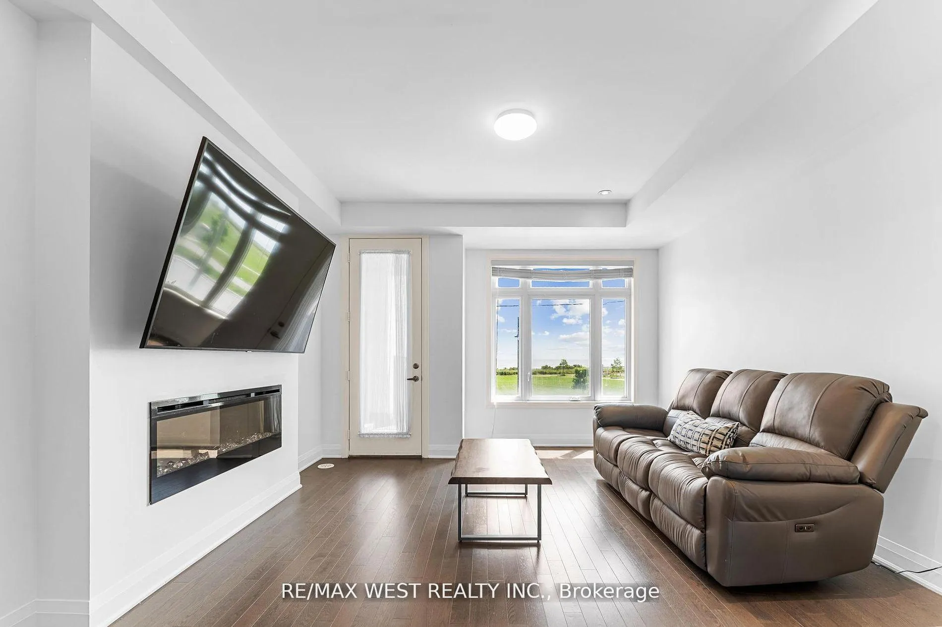 Photo 25 of 787 Port Darlington Road, Clarington, Bowmanville — HOMEH