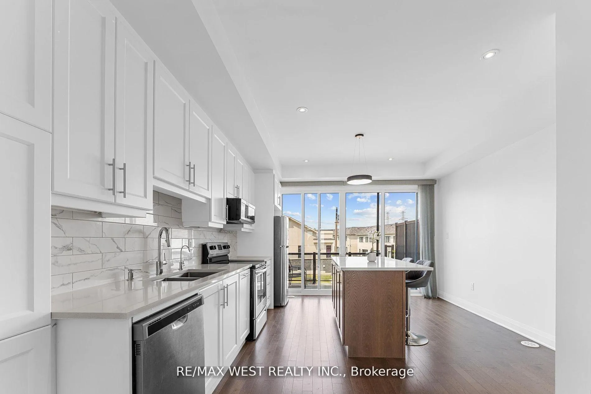 Photo 30 of 787 Port Darlington Road, Clarington, Bowmanville — HOMEH