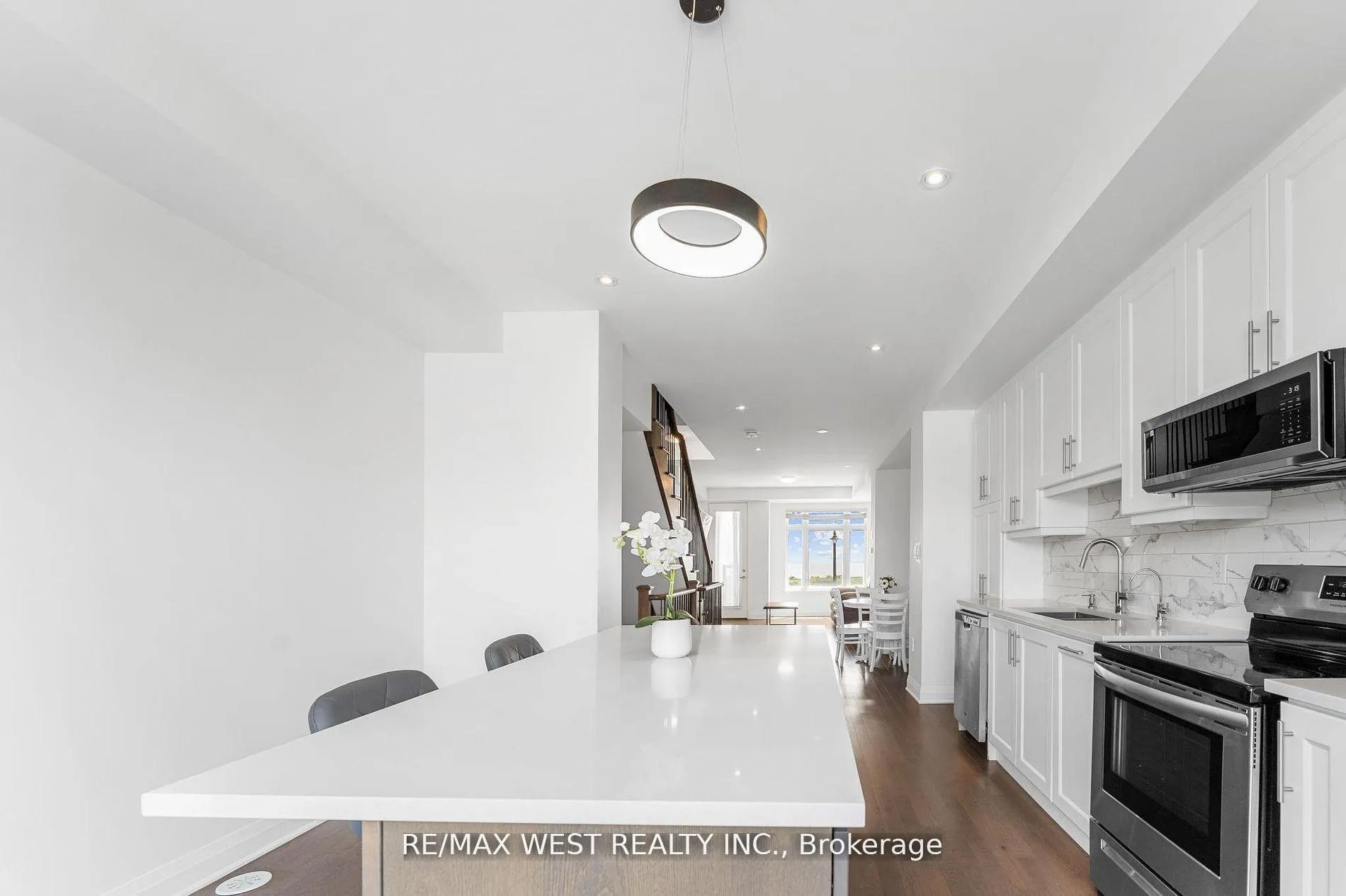 Photo 32 of 787 Port Darlington Road, Clarington, Bowmanville — HOMEH
