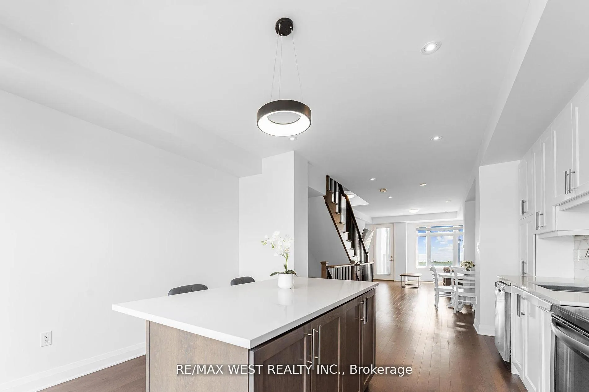 Photo 33 of 787 Port Darlington Road, Clarington, Bowmanville — HOMEH