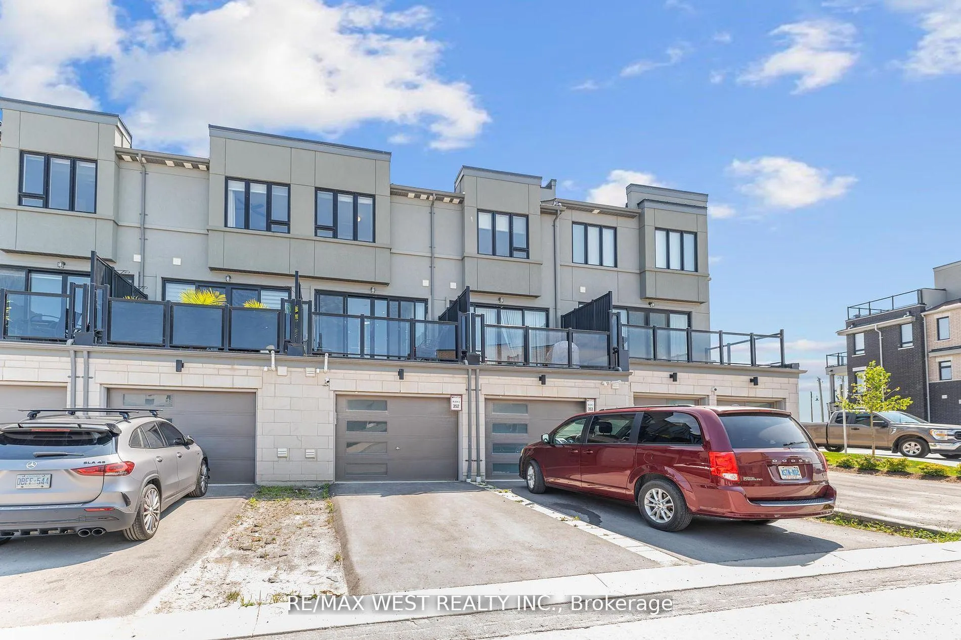 Photo 38 of 787 Port Darlington Road, Clarington, Bowmanville — HOMEH
