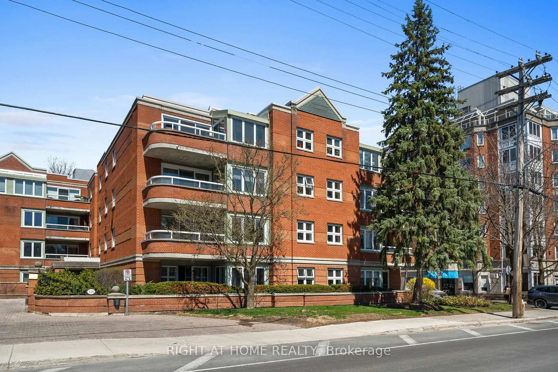 Photo 2 of Unit 301, 320 Crichton Street, Ottawa, Lindenlea — HOMEH