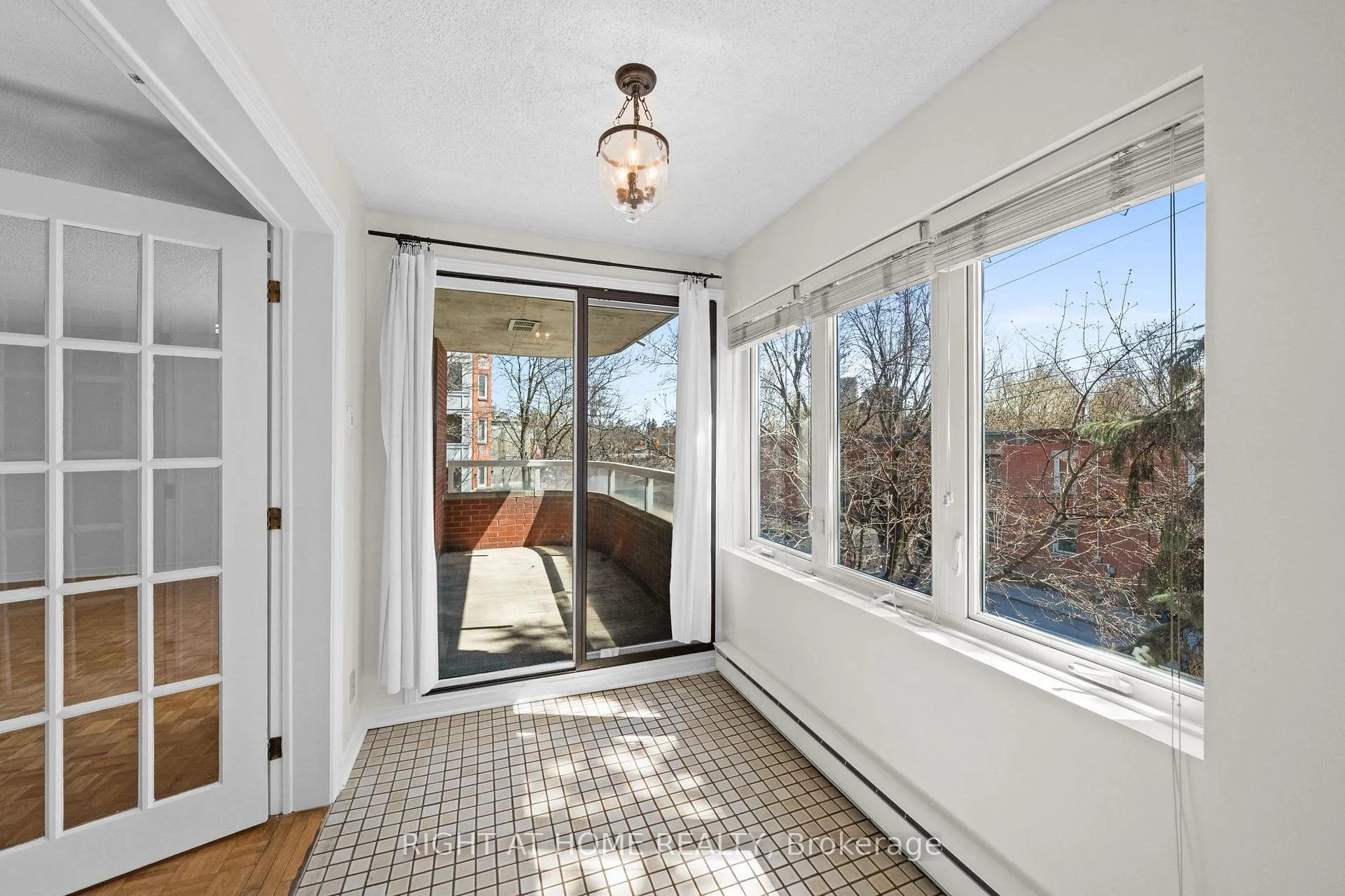 Photo 20 of Unit 301, 320 Crichton Street, Ottawa, Lindenlea — HOMEH