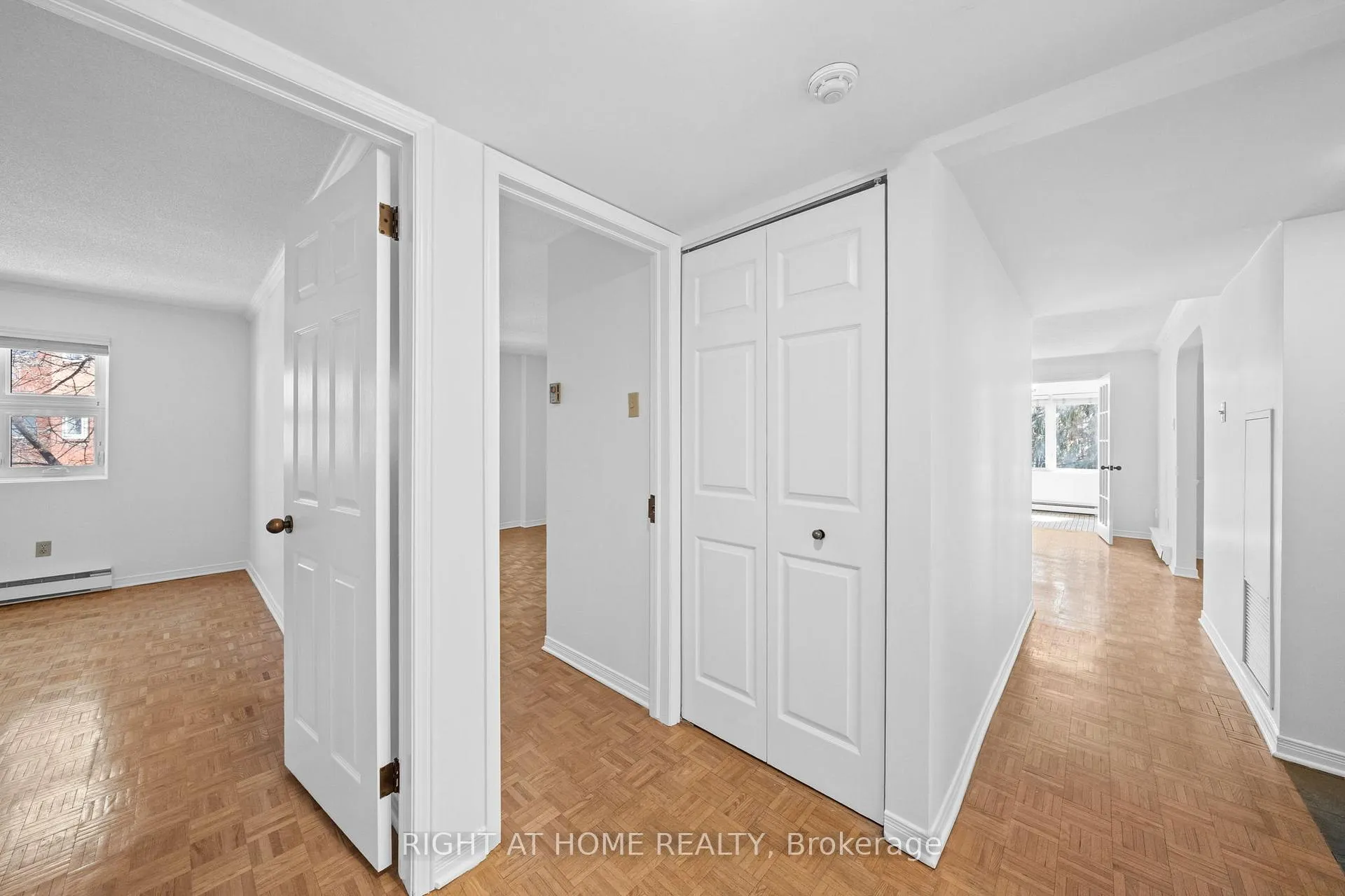 Photo 26 of Unit 301, 320 Crichton Street, Ottawa, Lindenlea — HOMEH