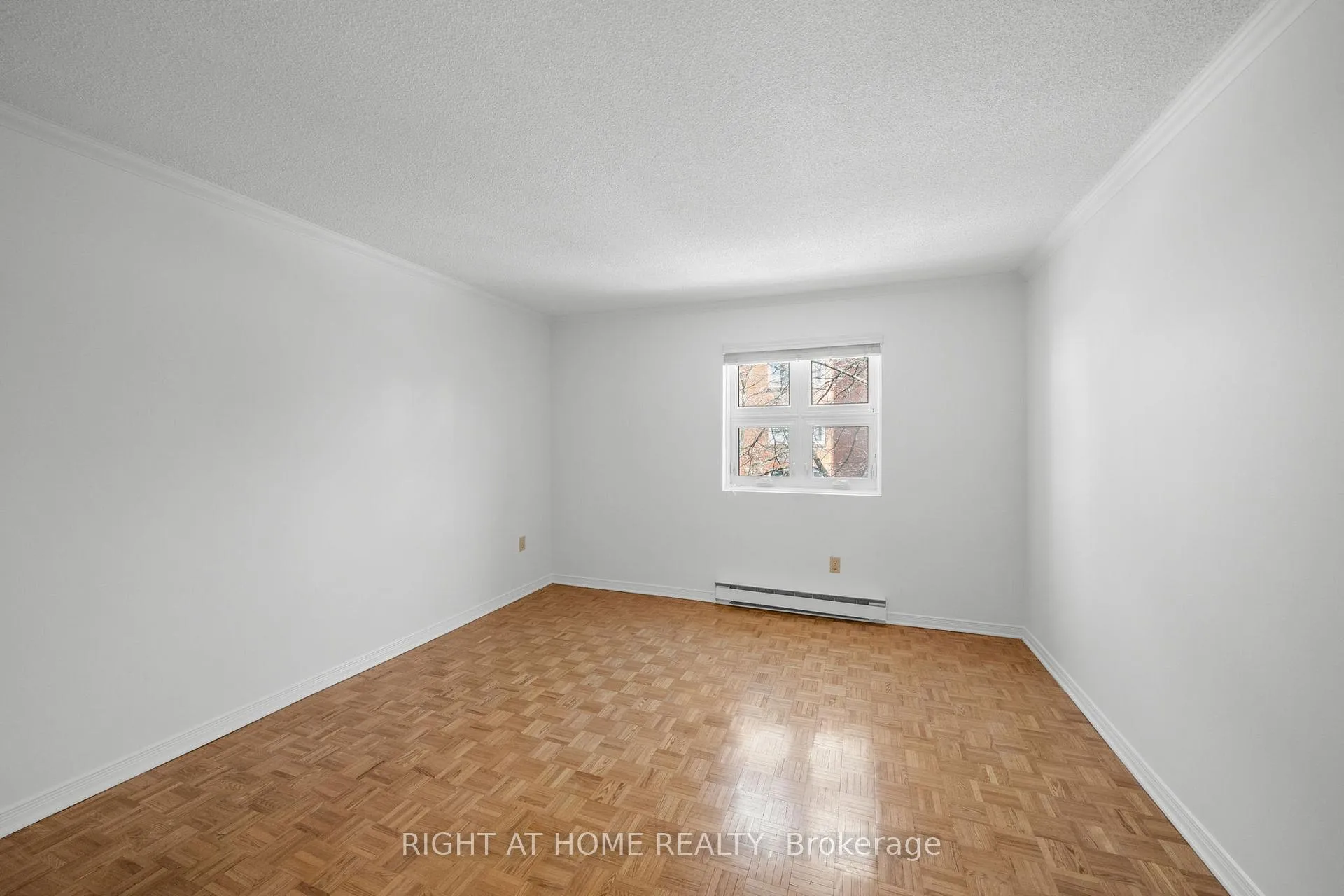 Photo 27 of Unit 301, 320 Crichton Street, Ottawa, Lindenlea — HOMEH