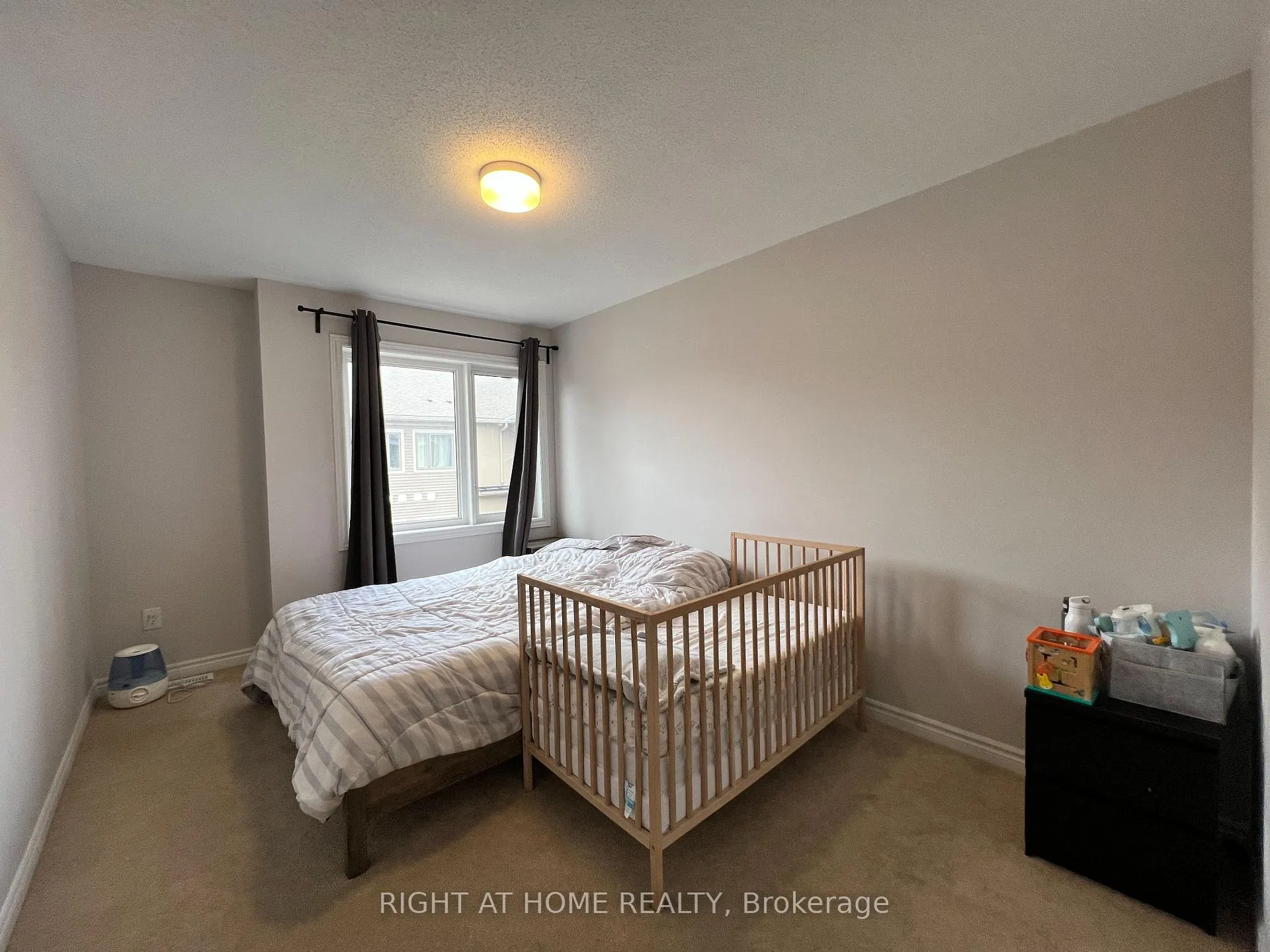 Photo 11 of 131 Anthratice Private, Ottawa, Barrhaven - Heritage Park — HOMEH