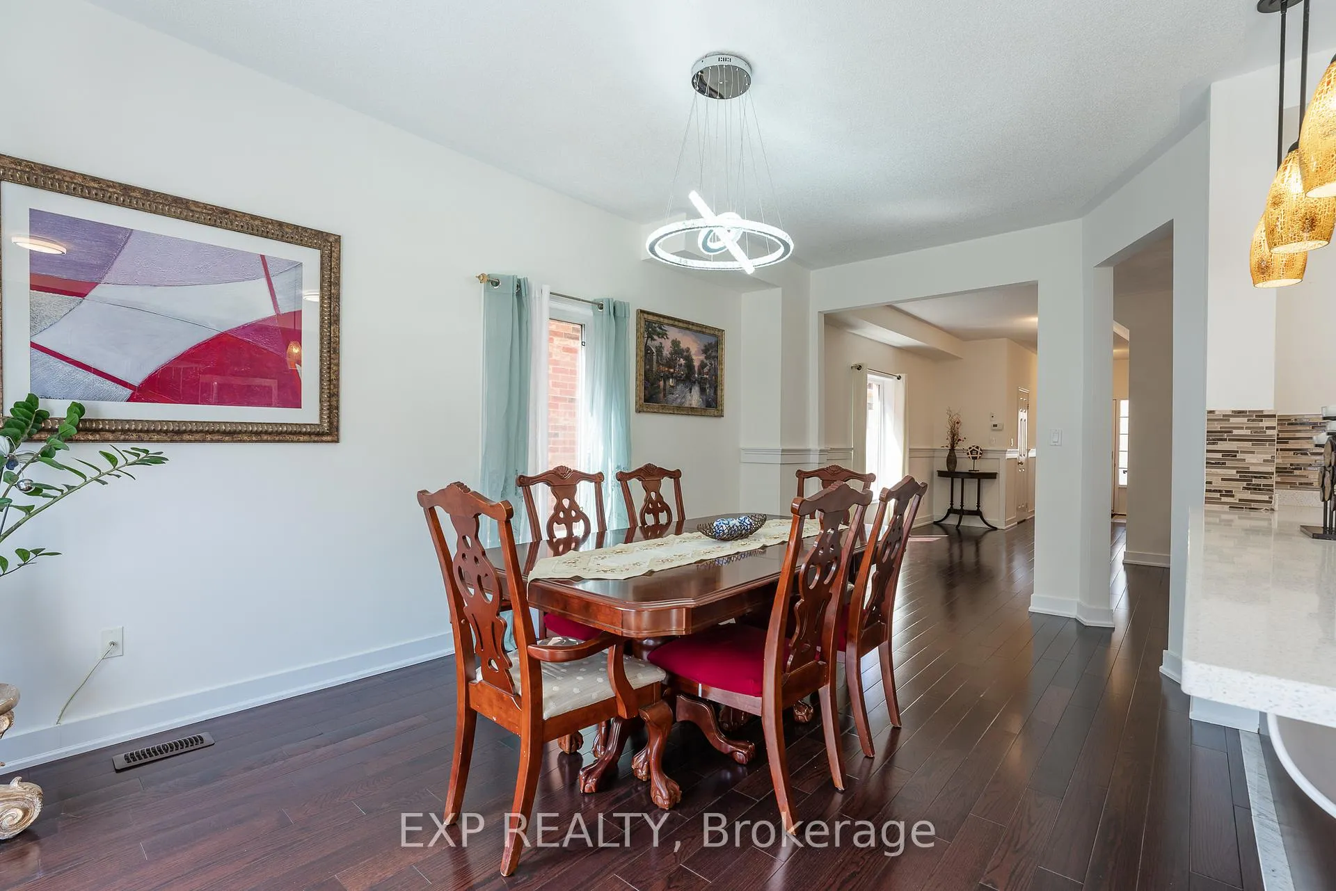 Photo 6 of 29 Michaelman Road, Ajax, South East — HOMEH