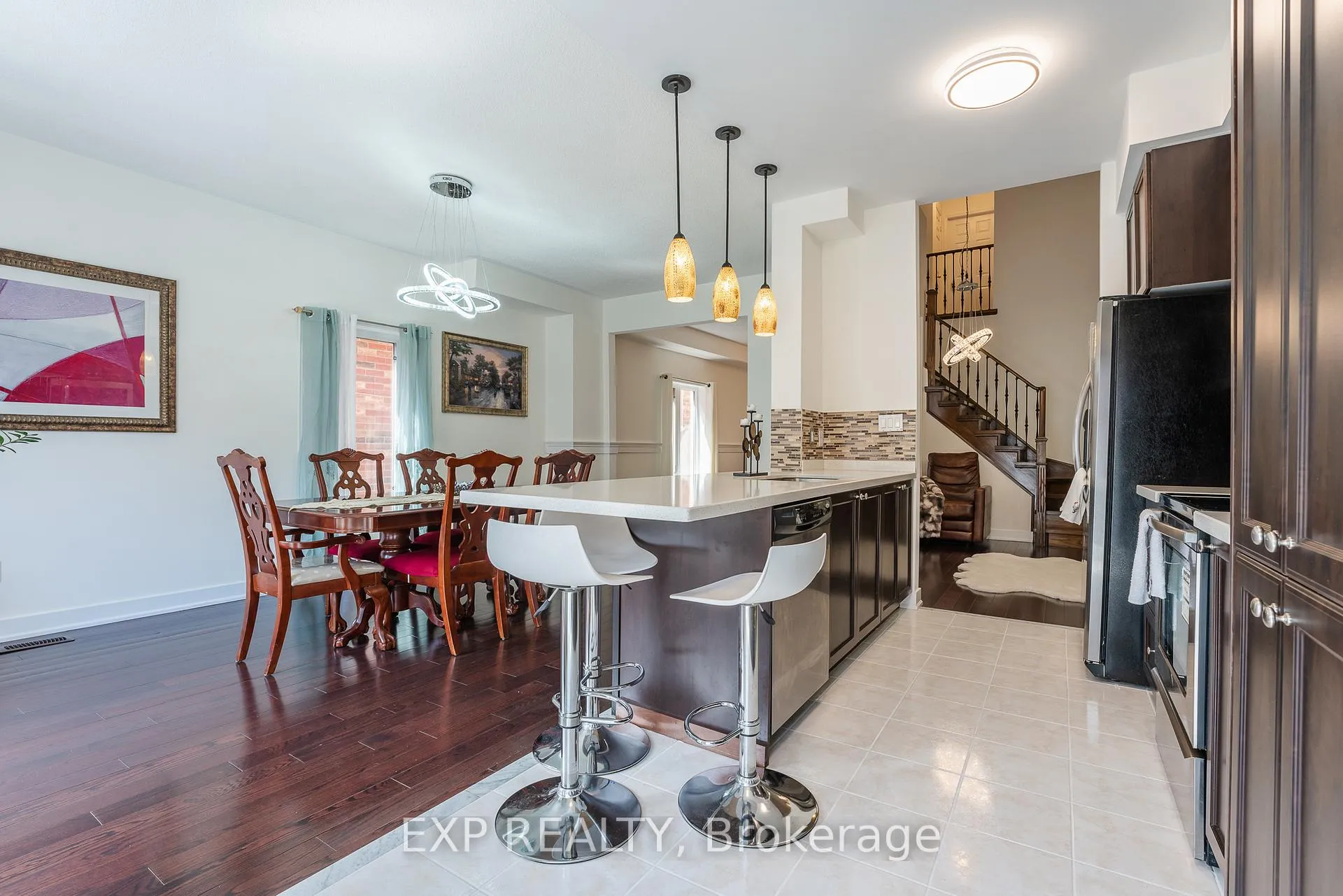 Photo 12 of 29 Michaelman Road, Ajax, South East — HOMEH