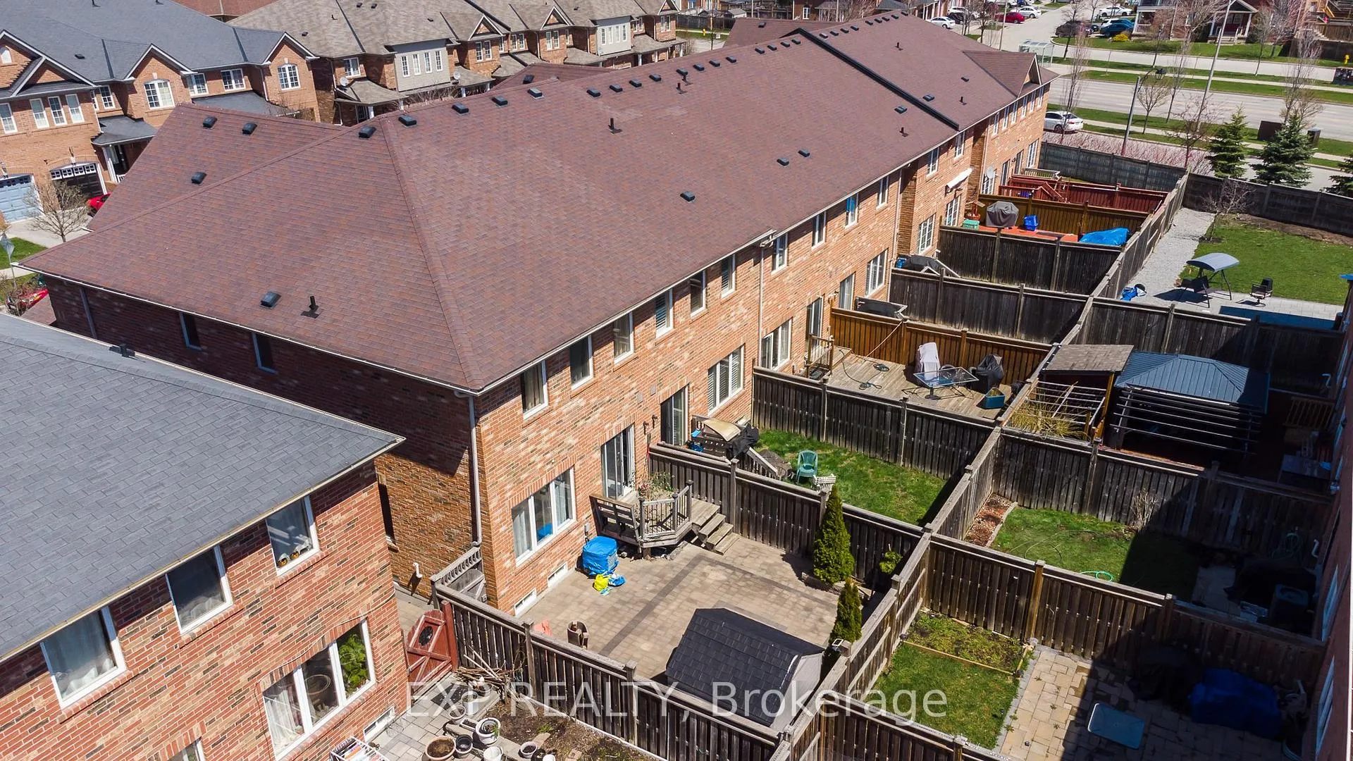 Photo 35 of 29 Michaelman Road, Ajax, South East — HOMEH