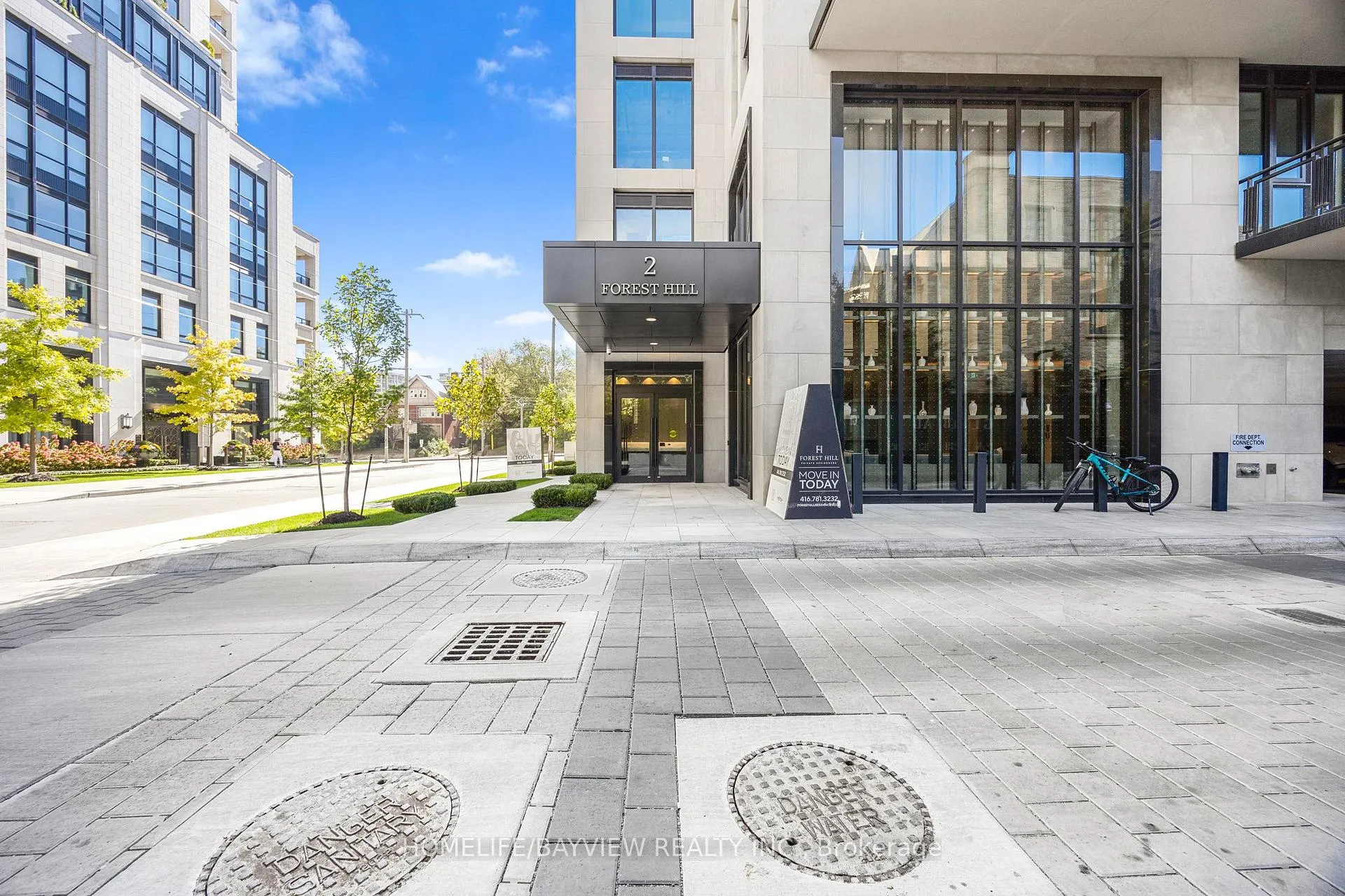 Photo 2 of Unit 604, 2 Forest Hill Road, Toronto, Casa Loma — HOMEH