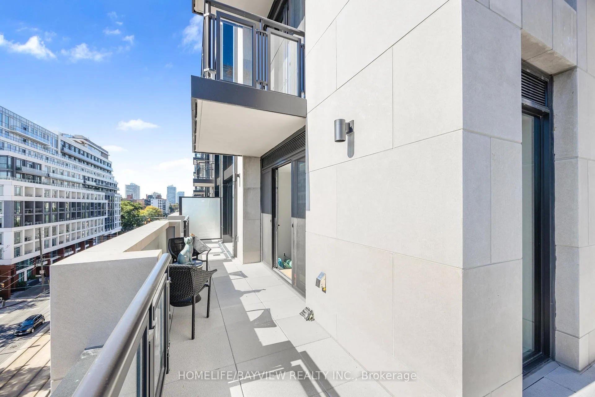 Photo 15 of Unit 604, 2 Forest Hill Road, Toronto, Casa Loma — HOMEH