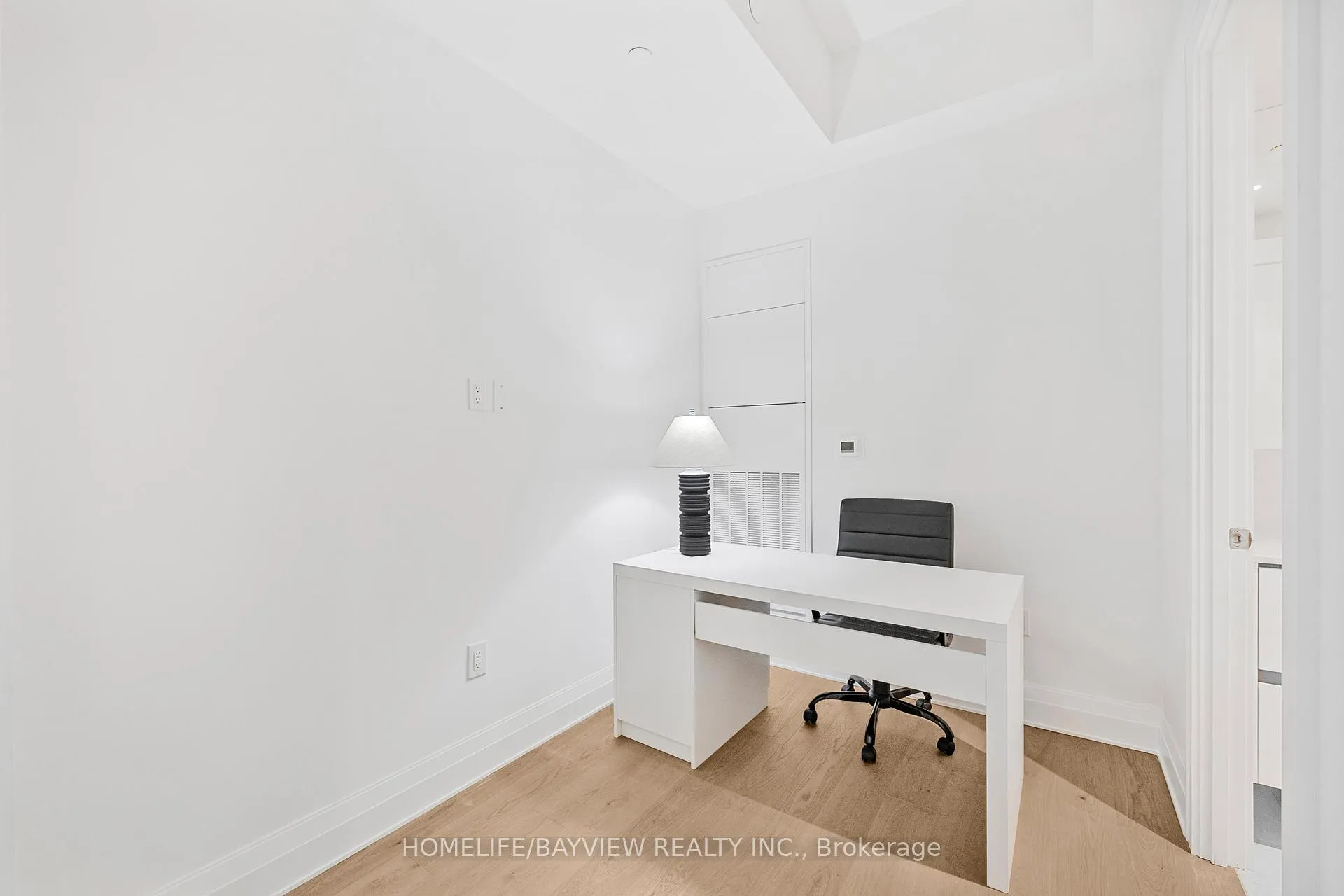 Photo 18 of Unit 604, 2 Forest Hill Road, Toronto, Casa Loma — HOMEH