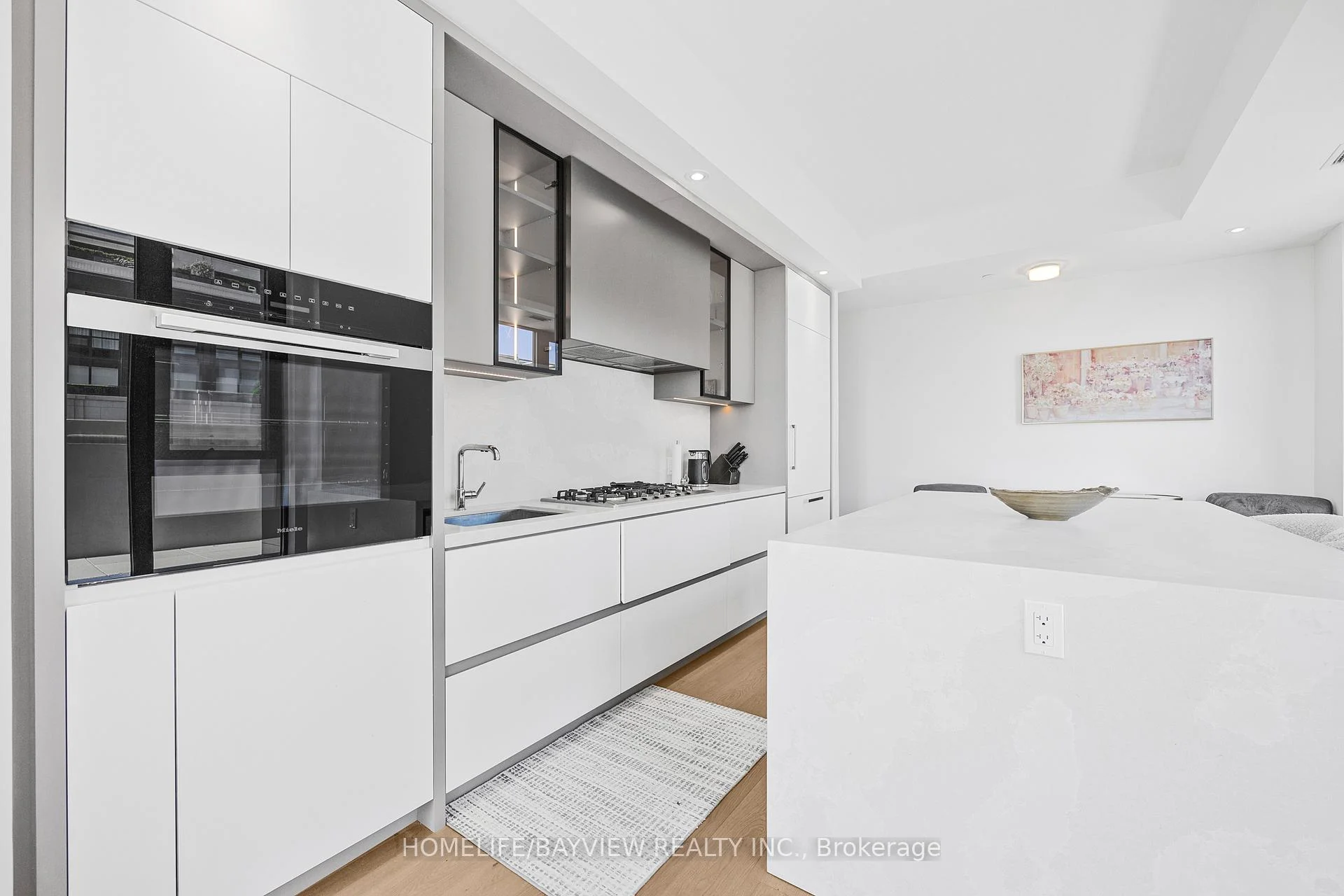 Photo 30 of Unit 604, 2 Forest Hill Road, Toronto, Casa Loma — HOMEH