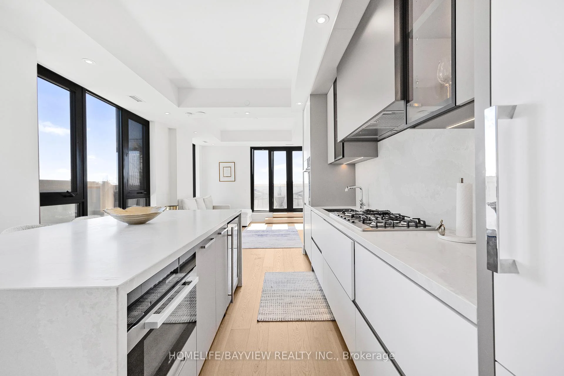 Photo 33 of Unit 604, 2 Forest Hill Road, Toronto, Casa Loma — HOMEH