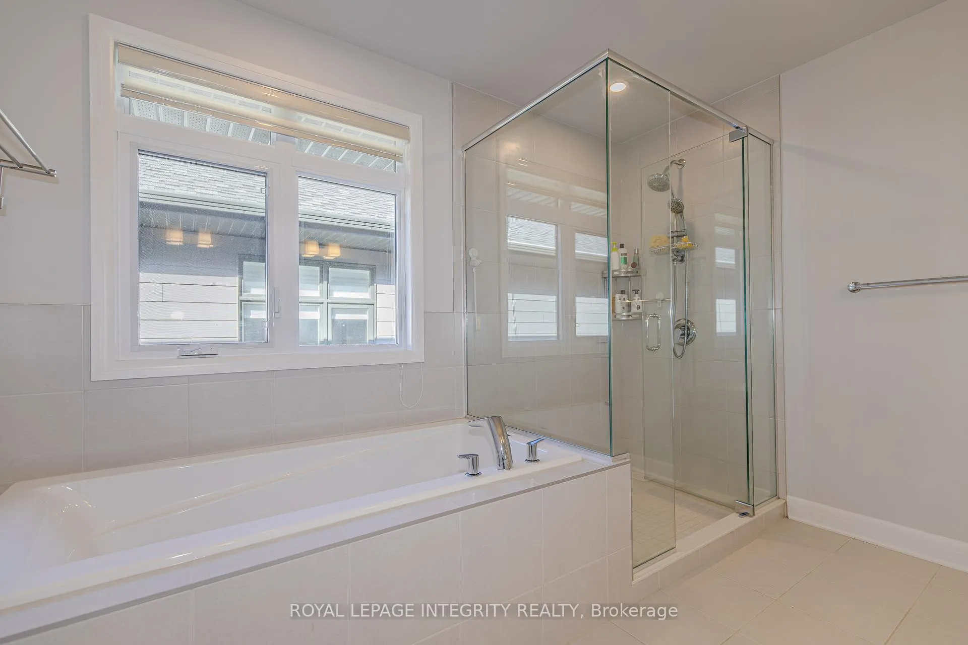 Photo 37 of 238 Ketchikan Crescent, Ottawa, Kanata - Kanata Lakes/Heritage Hills — HOMEH