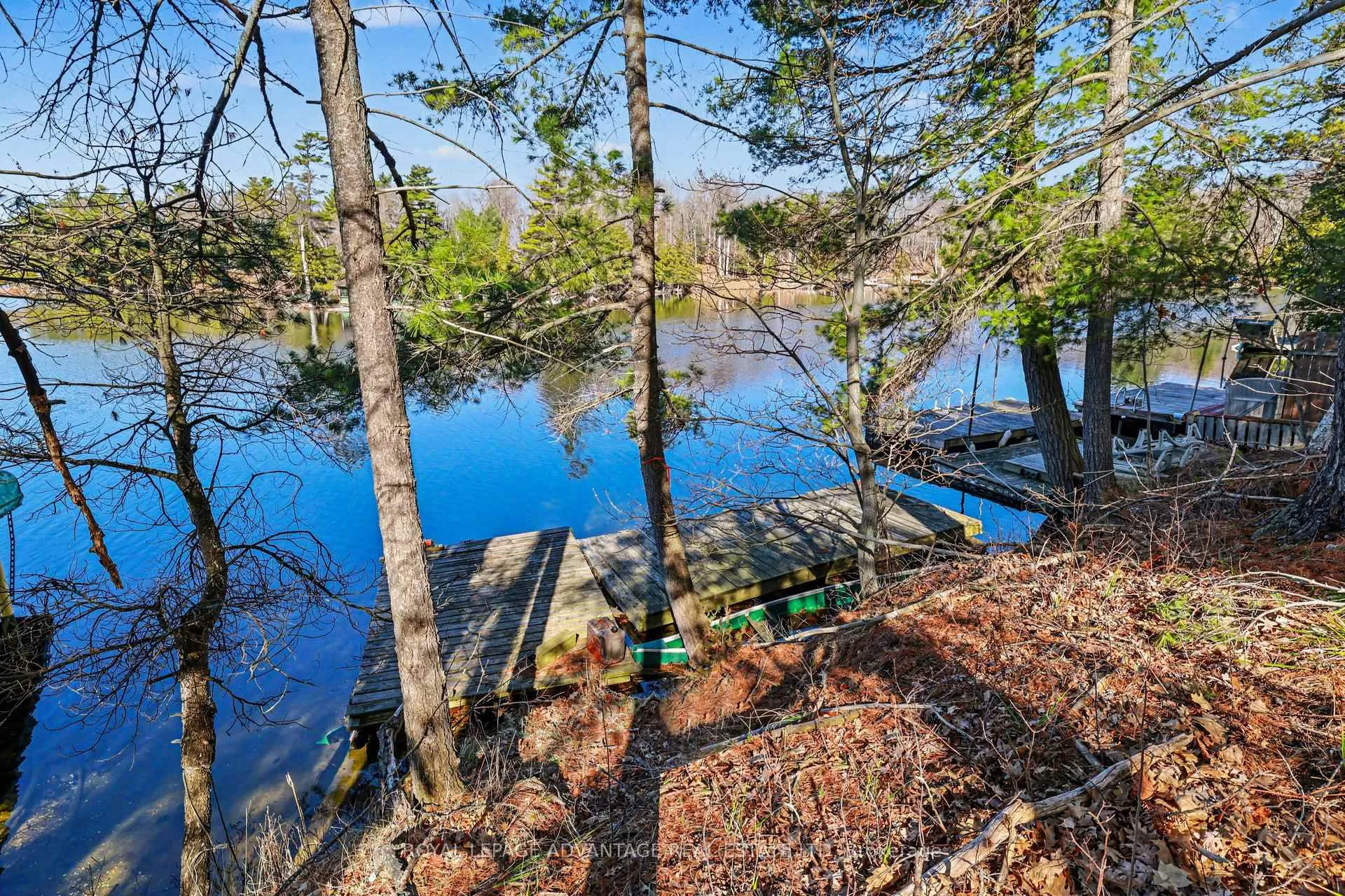 Photo 2 of 907 Lakeshore Boulevard, Tay Valley, Bathurst/Burgess & Sherbrooke (North Burgess) Twp — HOMEH