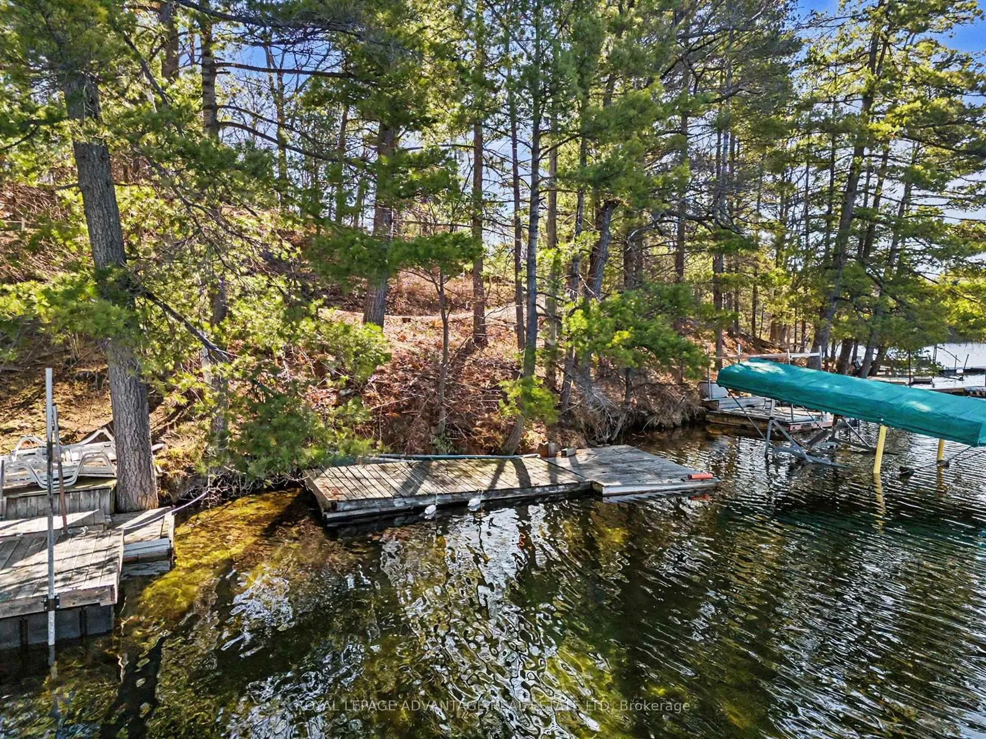 Photo 3 of 907 Lakeshore Boulevard, Tay Valley, Bathurst/Burgess & Sherbrooke (North Burgess) Twp — HOMEH