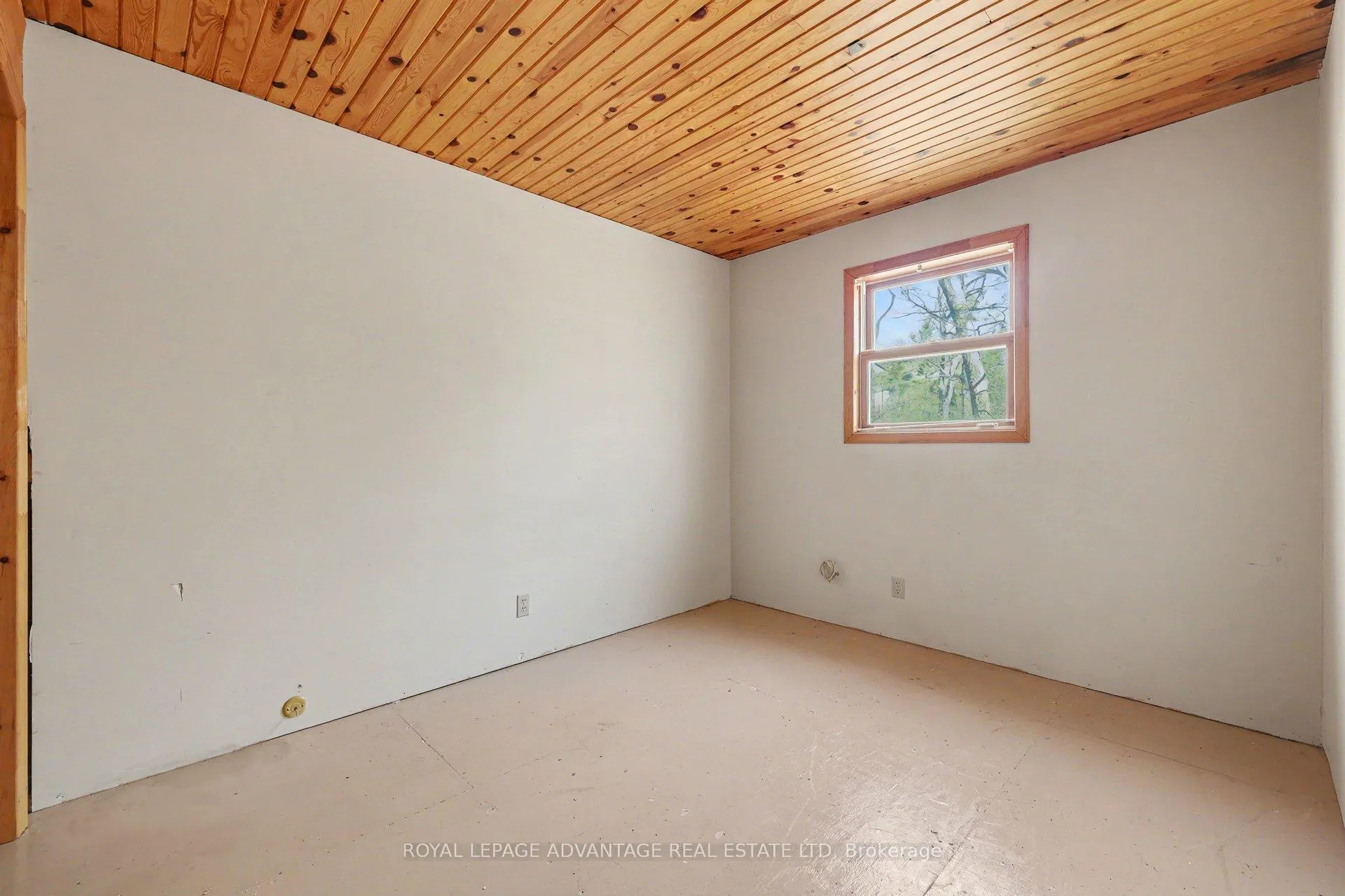 Photo 16 of 907 Lakeshore Boulevard, Tay Valley, Bathurst/Burgess & Sherbrooke (North Burgess) Twp — HOMEH