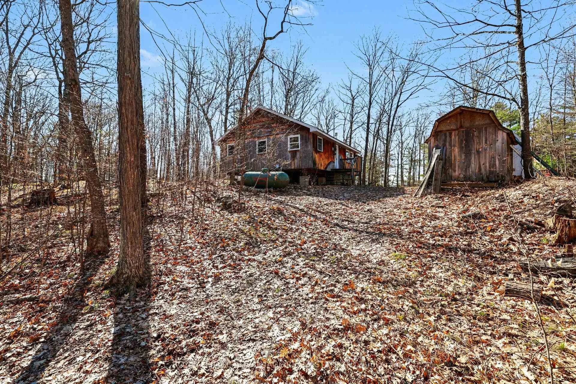 Photo 23 of 907 Lakeshore Boulevard, Tay Valley, Bathurst/Burgess & Sherbrooke (North Burgess) Twp — HOMEH