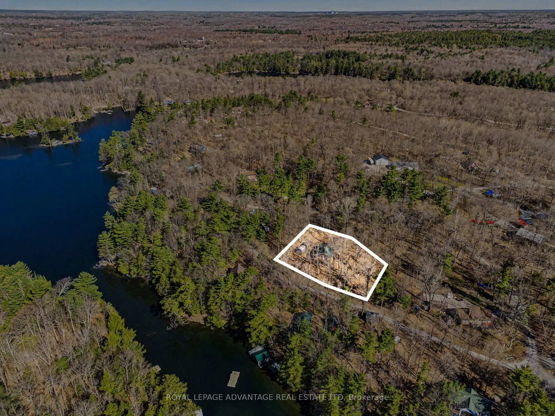Photo 35 of 907 Lakeshore Boulevard, Tay Valley, Bathurst/Burgess & Sherbrooke (North Burgess) Twp — HOMEH
