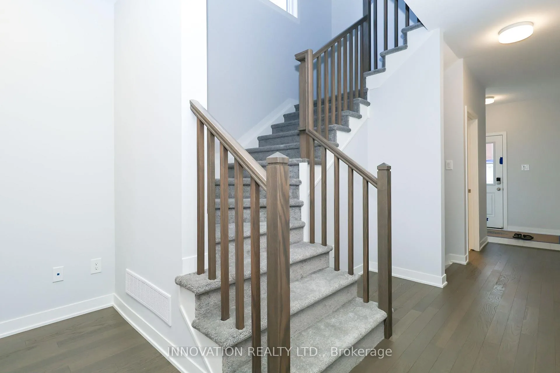 Photo 3 of 1033 Elixir Place, Ottawa, Kanata - Rural Kanata (Central) — HOMEH