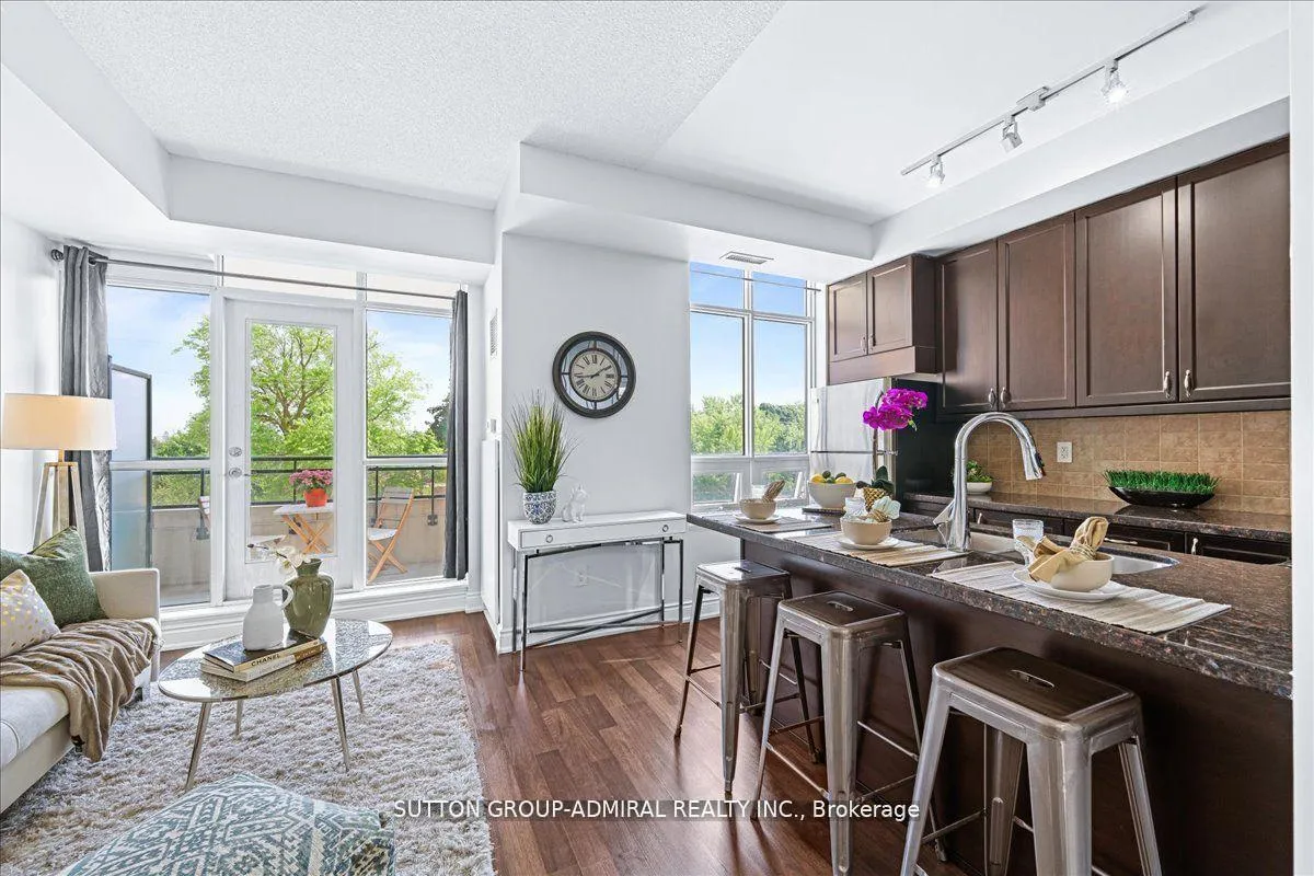 Photo 4 of Unit 312, 2396 Major Mackenzie Drive, Vaughan, Maple — HOMEH