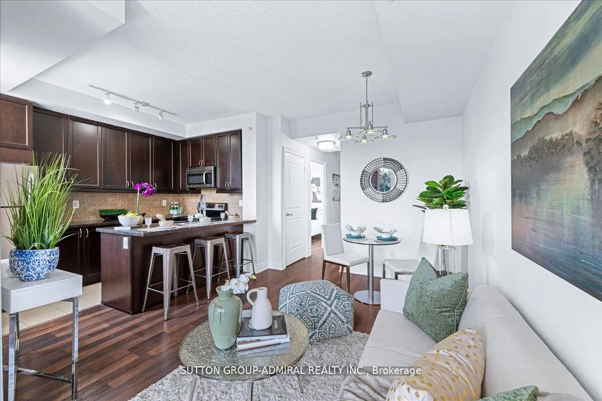 Photo 7 of Unit 312, 2396 Major Mackenzie Drive, Vaughan, Maple — HOMEH