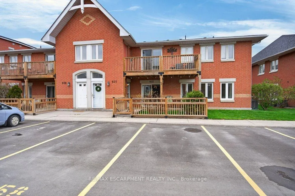 Front of Unit 603, 4140 Foxwood Drive