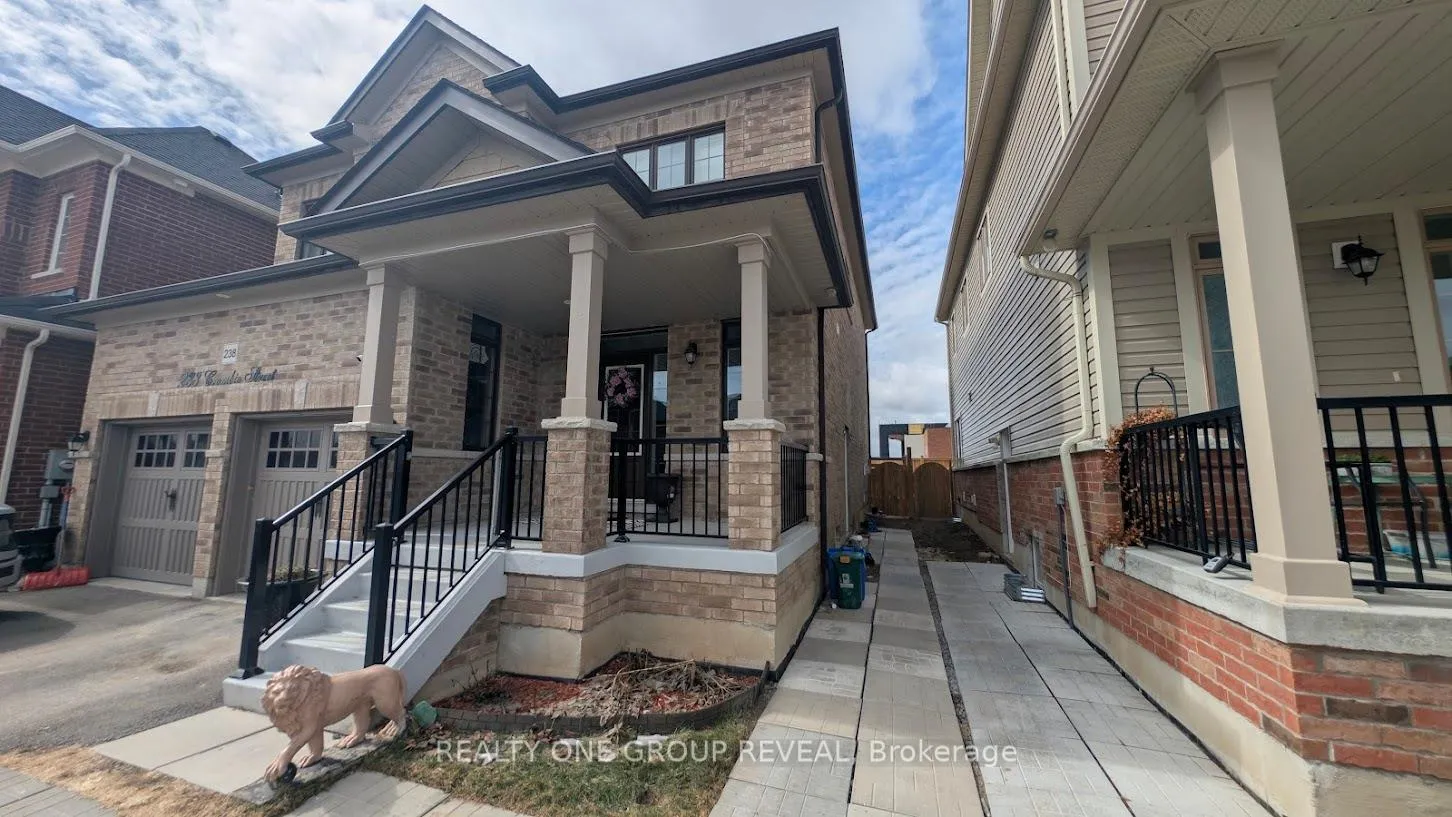 Photo 3 of 238 Crombie Street, Clarington, Bowmanville — HOMEH