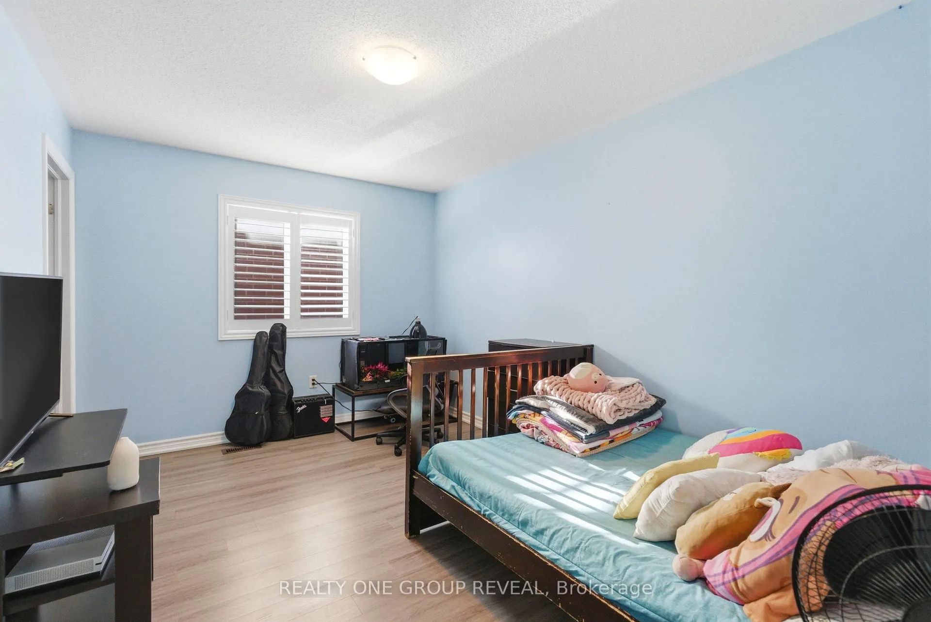 Photo 20 of 238 Crombie Street, Clarington, Bowmanville — HOMEH