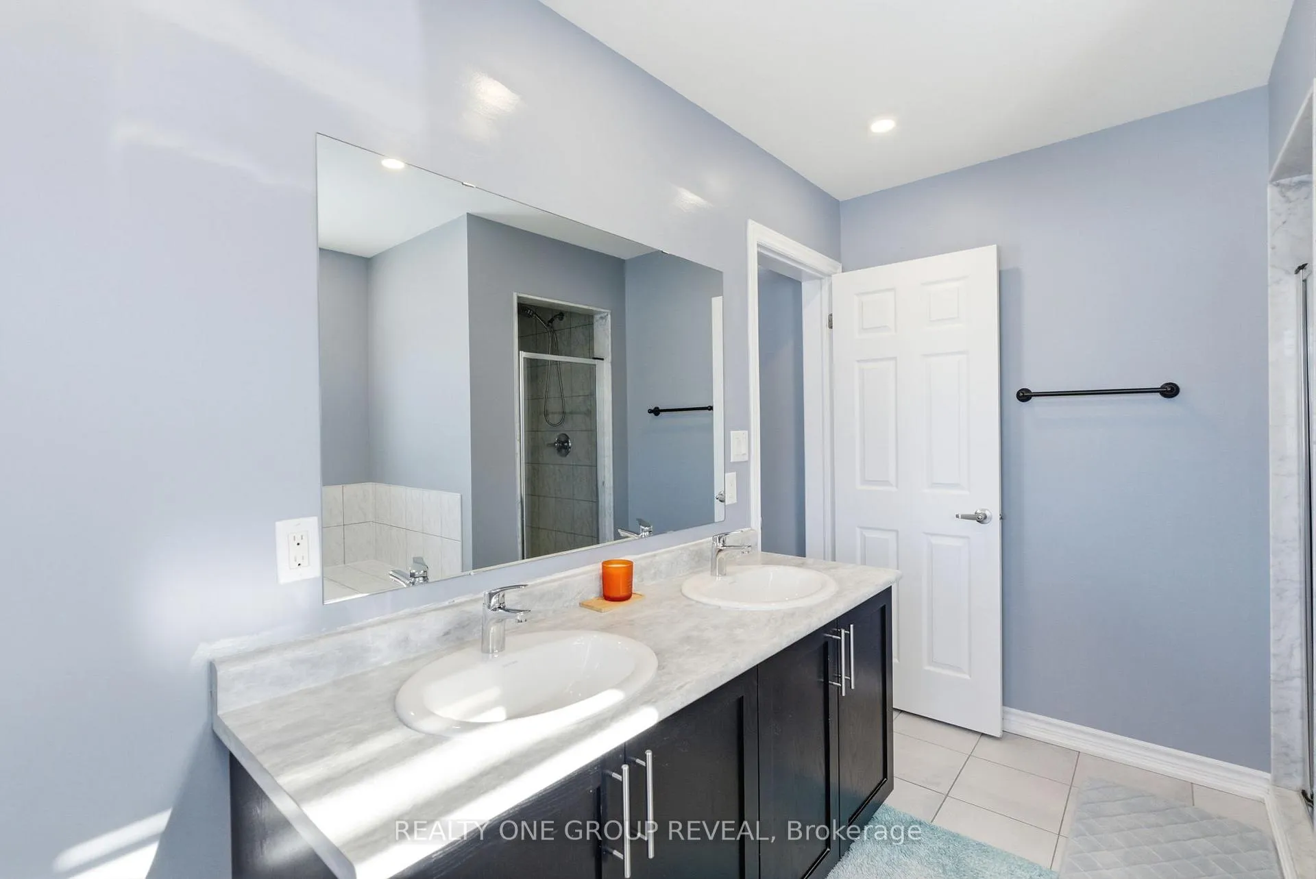 Photo 26 of 238 Crombie Street, Clarington, Bowmanville — HOMEH
