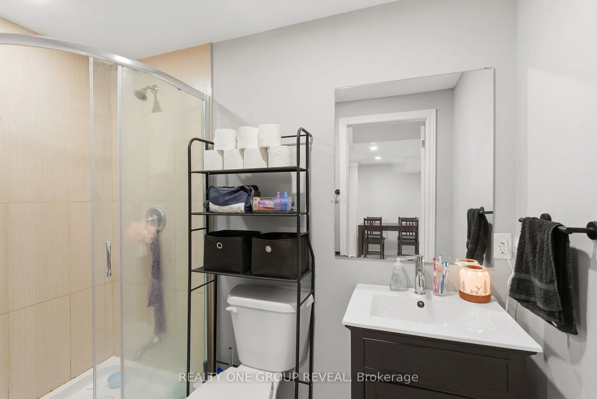 Photo 32 of 238 Crombie Street, Clarington, Bowmanville — HOMEH