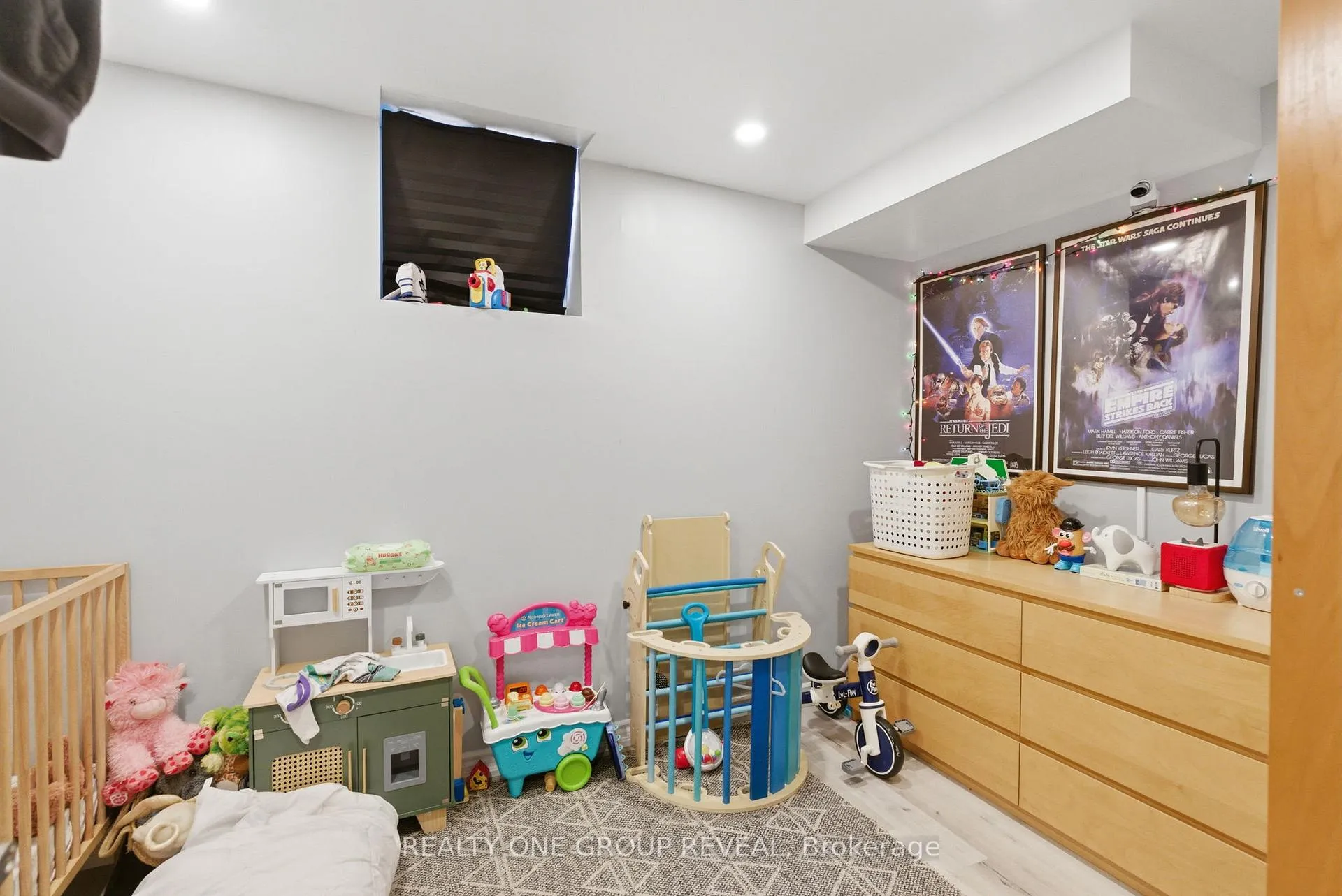 Photo 33 of 238 Crombie Street, Clarington, Bowmanville — HOMEH