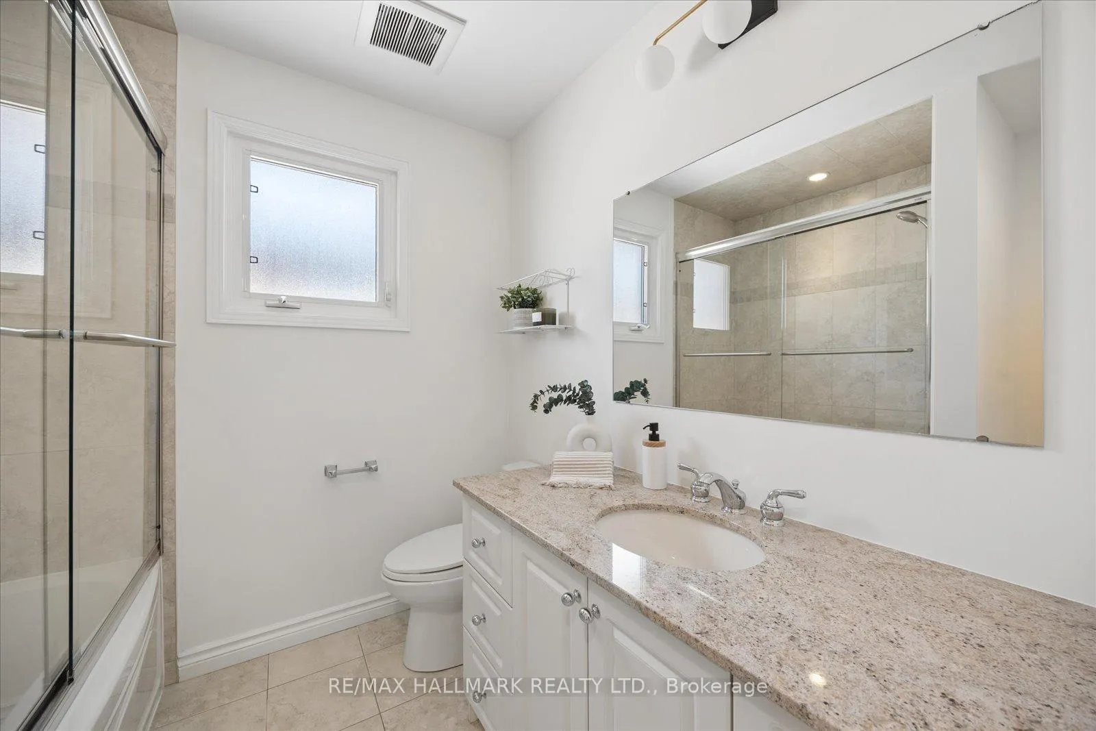 Photo 25 of 40 Ashland Crescent, Markham, Sherwood-Amberglen — HOMEH