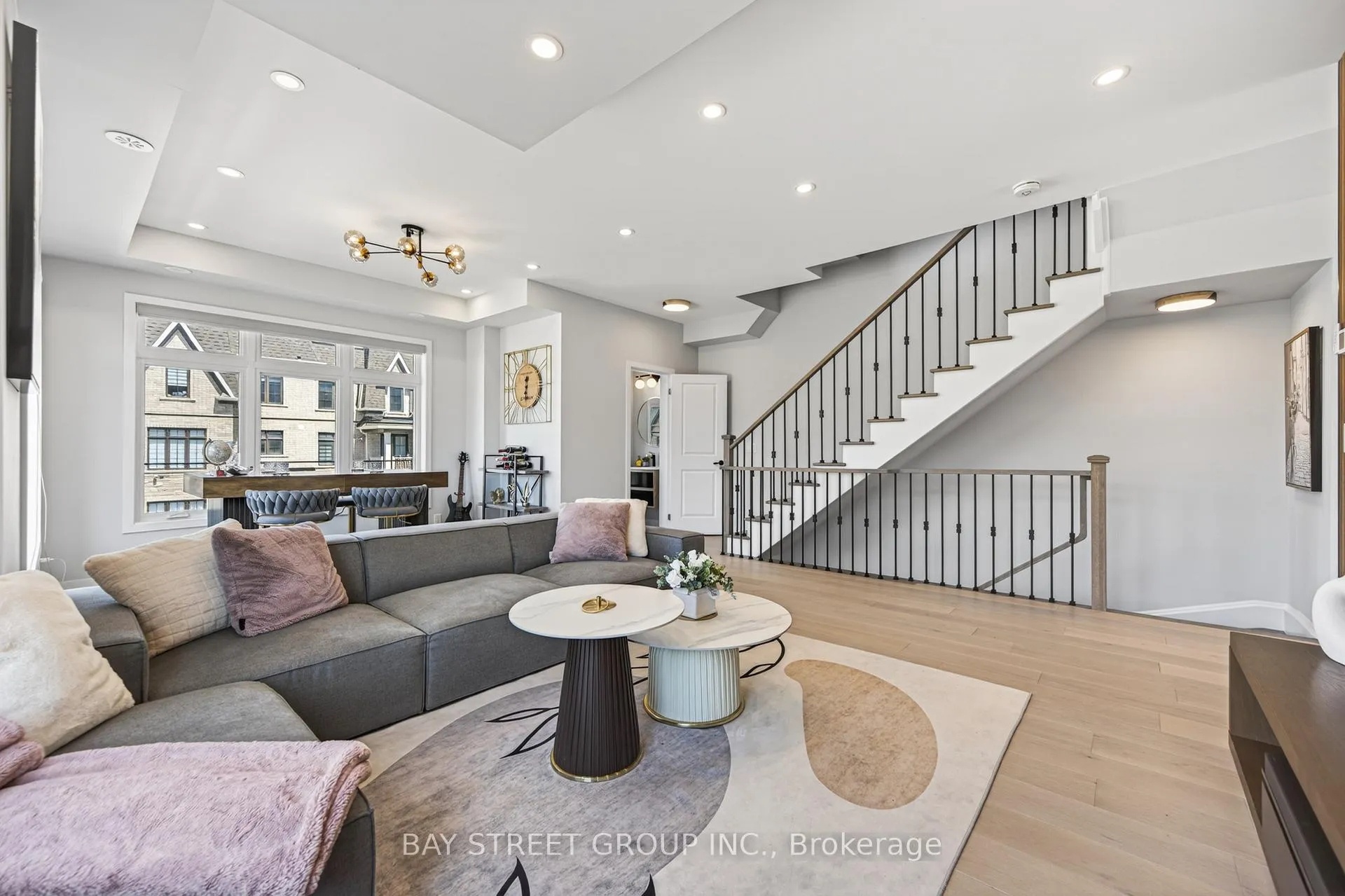 Photo 12 of 1 William Shearn Crescent, Markham, Angus Glen — HOMEH