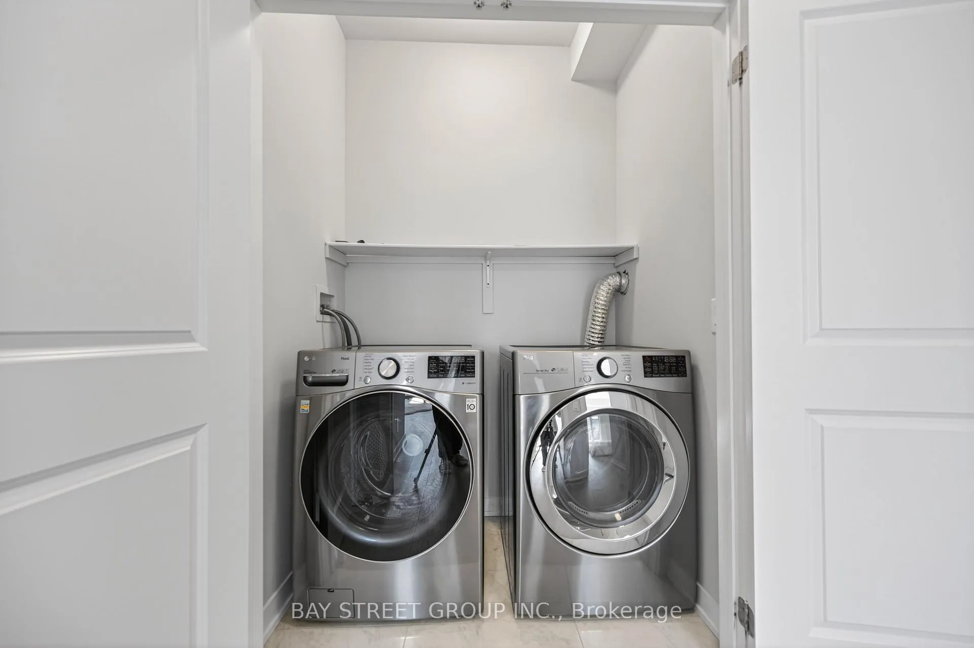Photo 31 of 1 William Shearn Crescent, Markham, Angus Glen — HOMEH