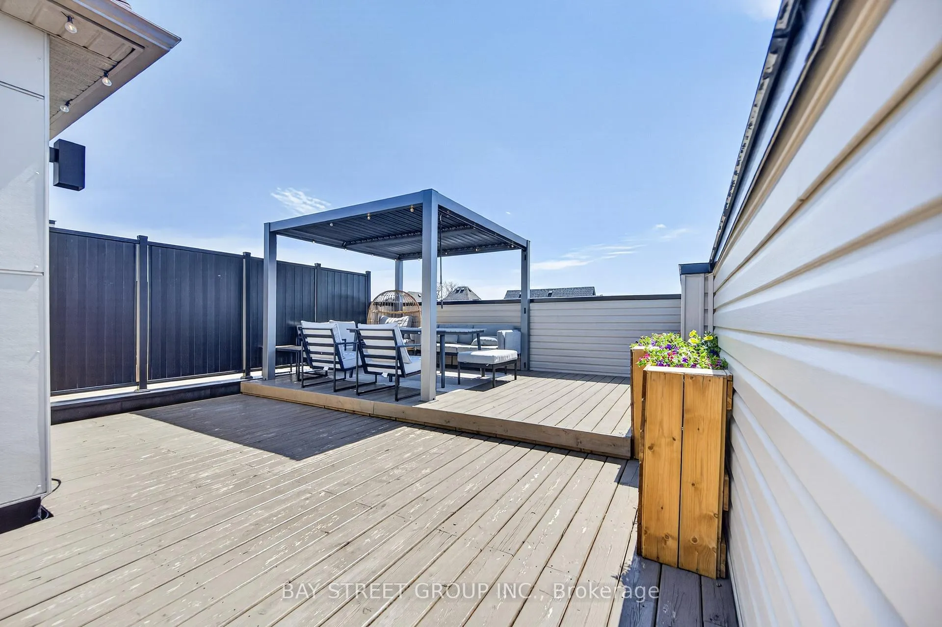 Photo 33 of 1 William Shearn Crescent, Markham, Angus Glen — HOMEH