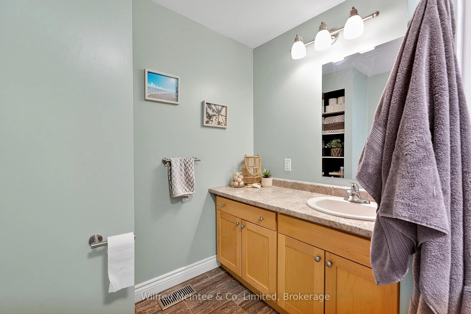 Photo 19 of 236 Andrew Street, South Huron, Exeter — HOMEH