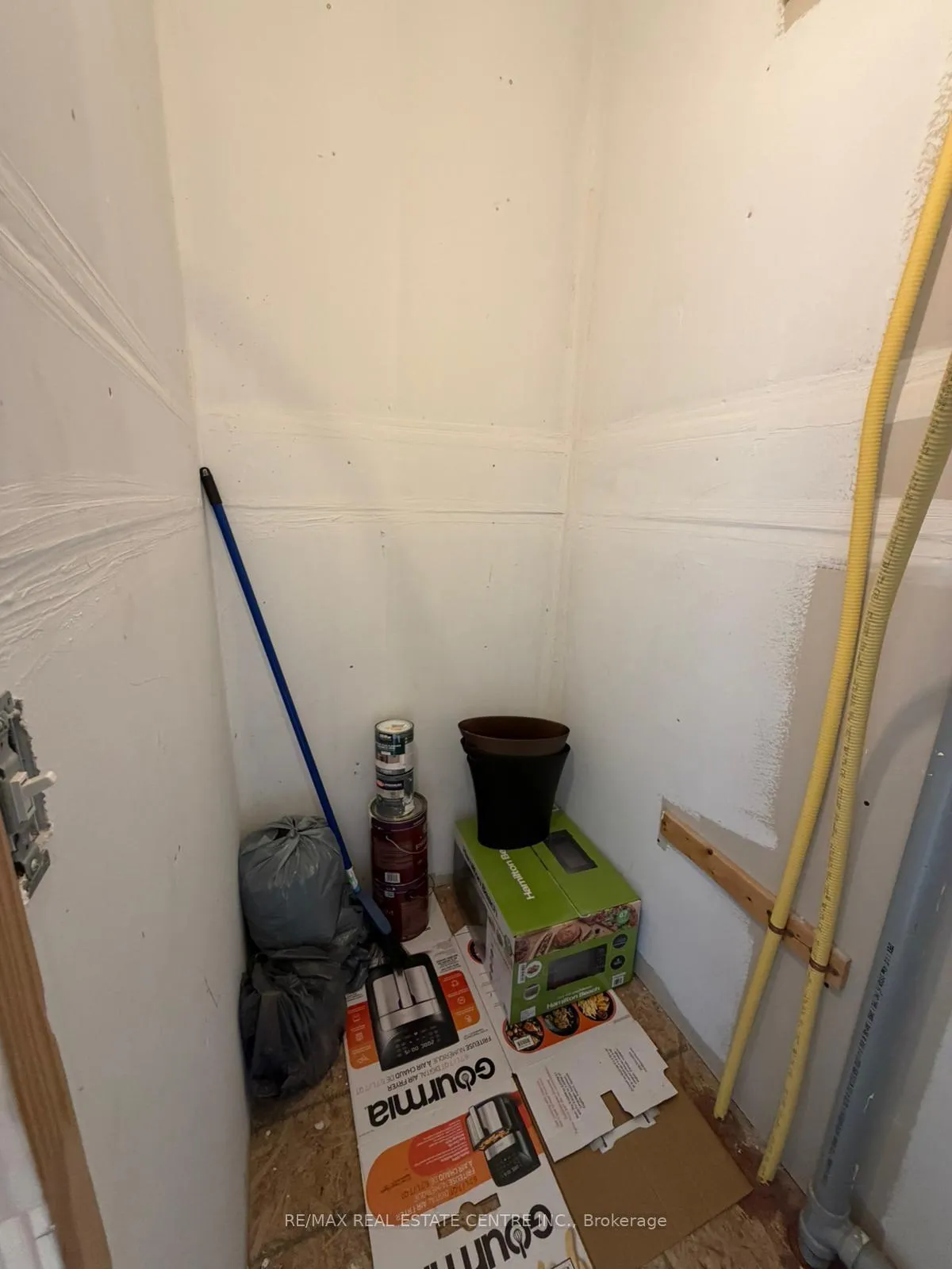 Photo 5 of Unit 307, 4 Dayspring Circle, Brampton, Goreway Drive Corridor — HOMEH
